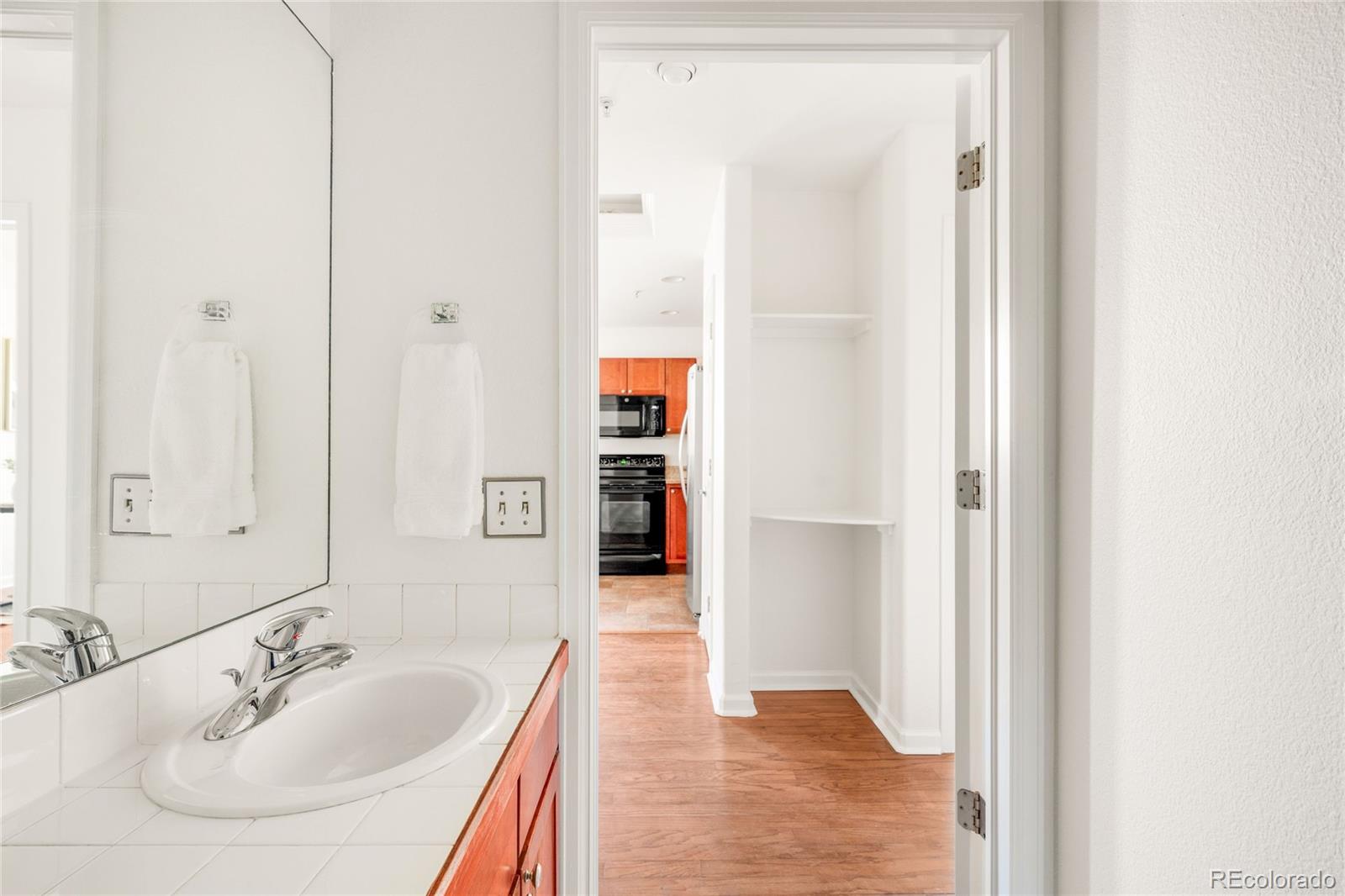MLS Image #31 for 1767 n pearl street 205,denver, Colorado