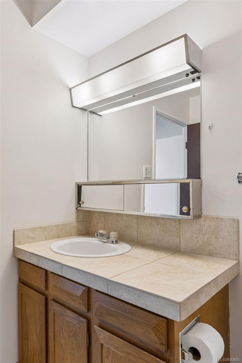 MLS Image #29 for 13626 e bates avenue,aurora, Colorado