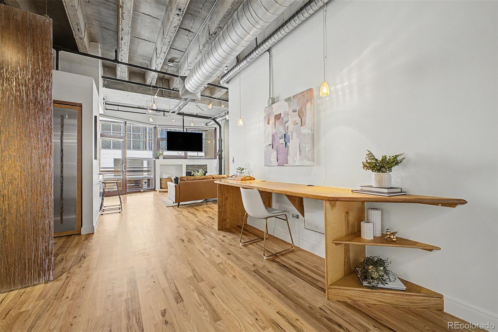 MLS Image #10 for 1020  15th street 215,denver, Colorado