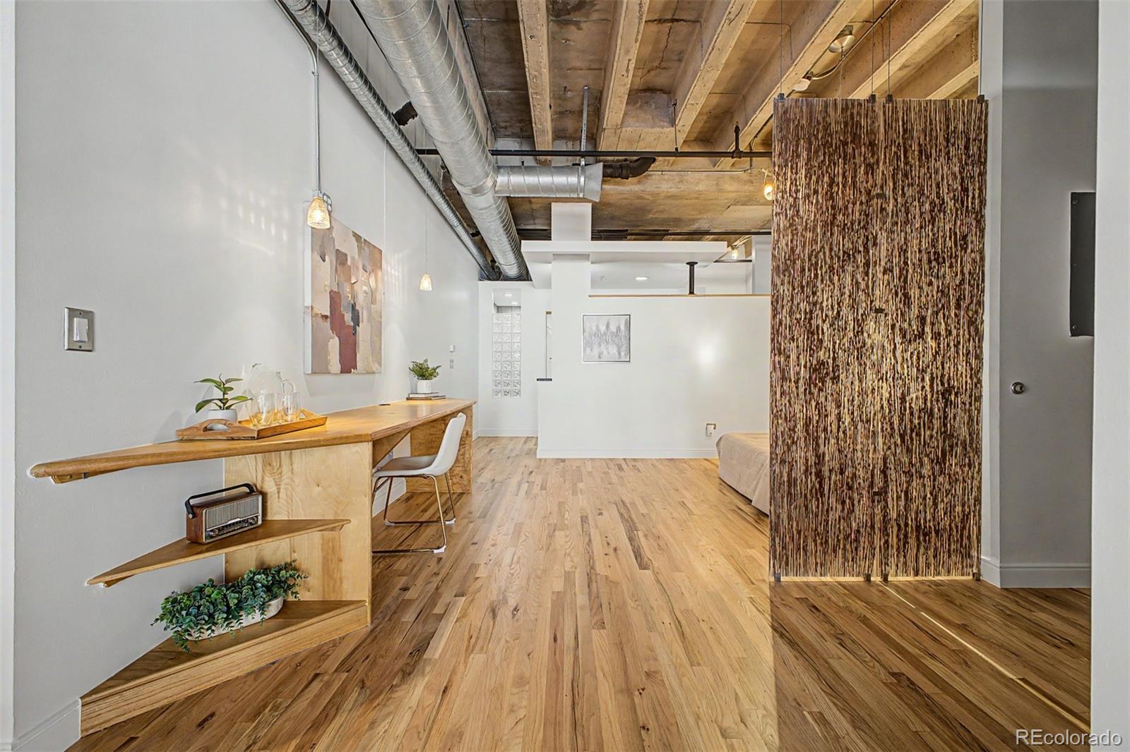 MLS Image #12 for 1020  15th street 215,denver, Colorado