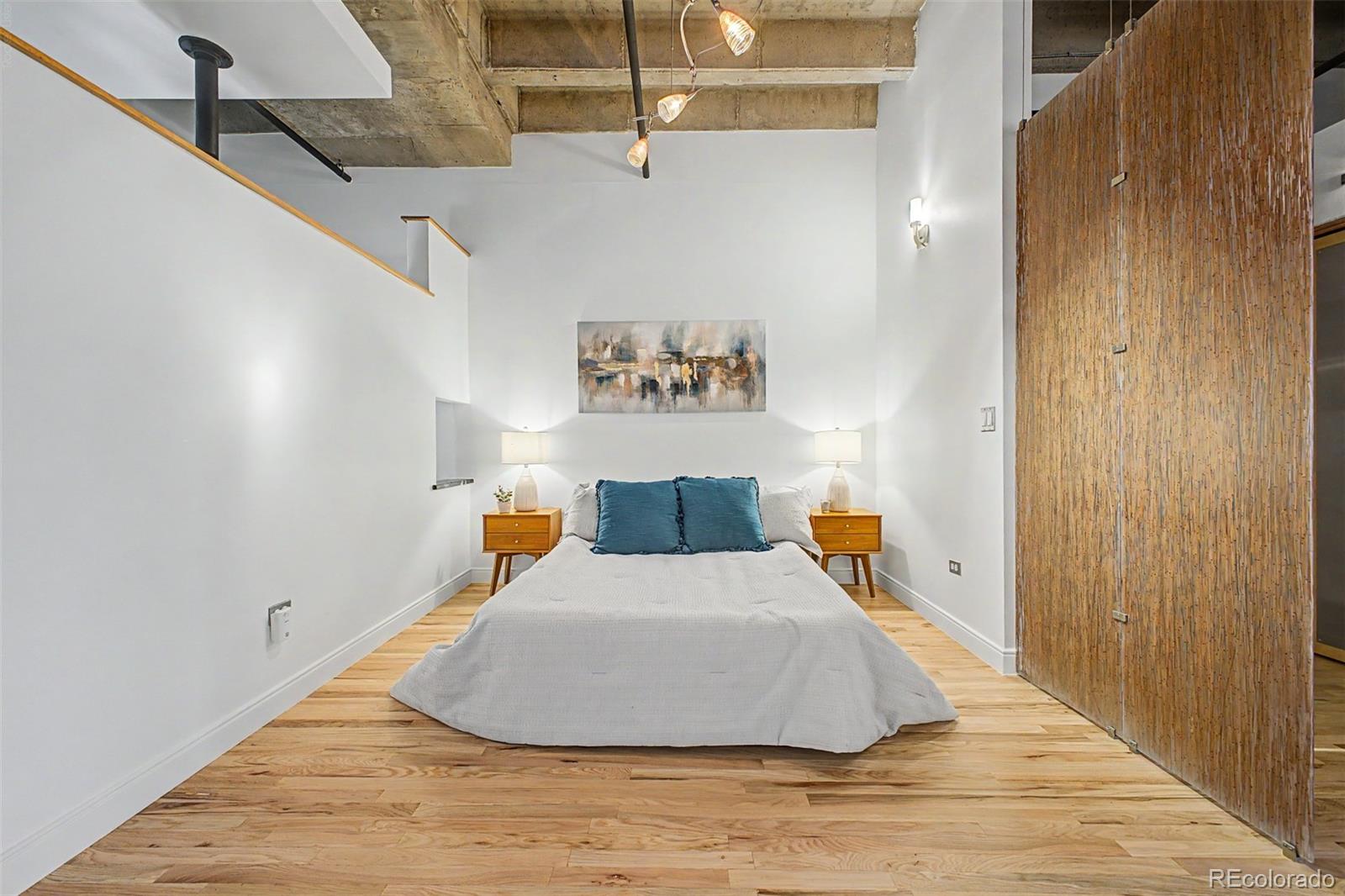 MLS Image #14 for 1020  15th street 215,denver, Colorado