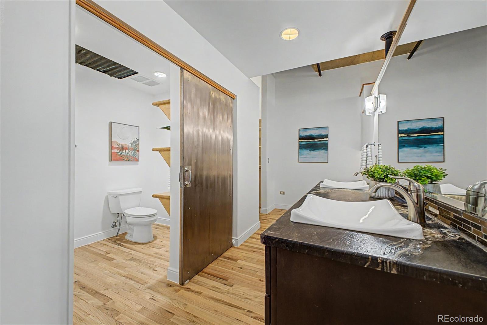 MLS Image #17 for 1020  15th street 215,denver, Colorado