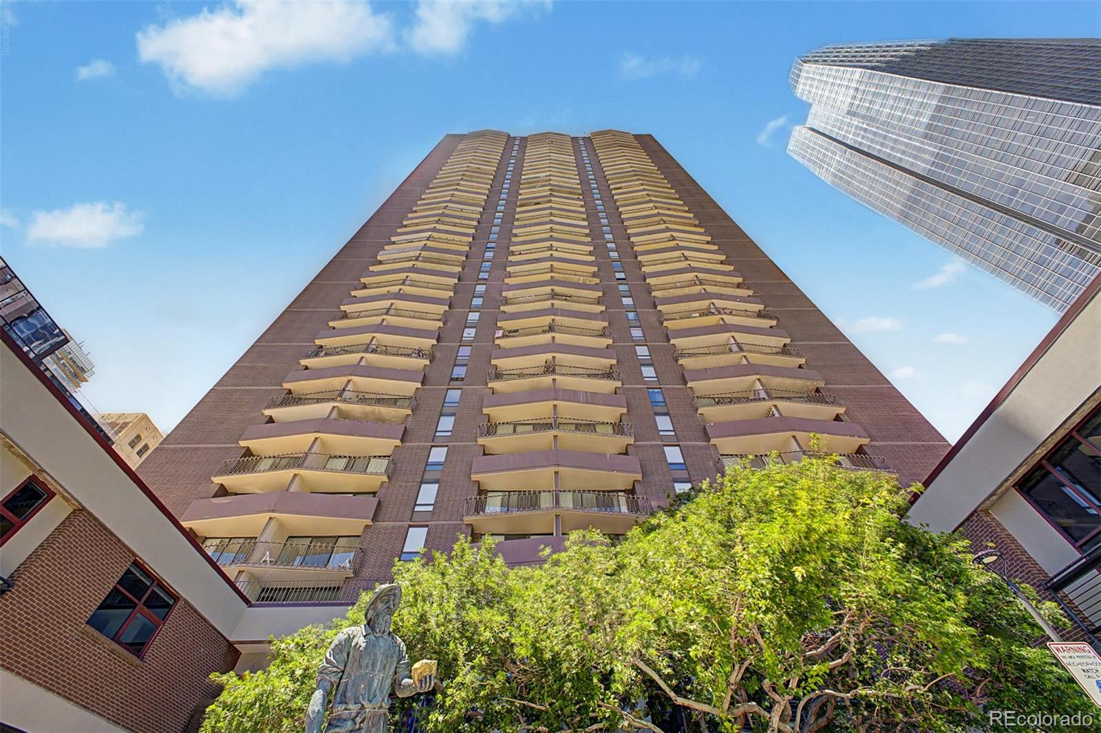 MLS Image #30 for 1020  15th street 215,denver, Colorado