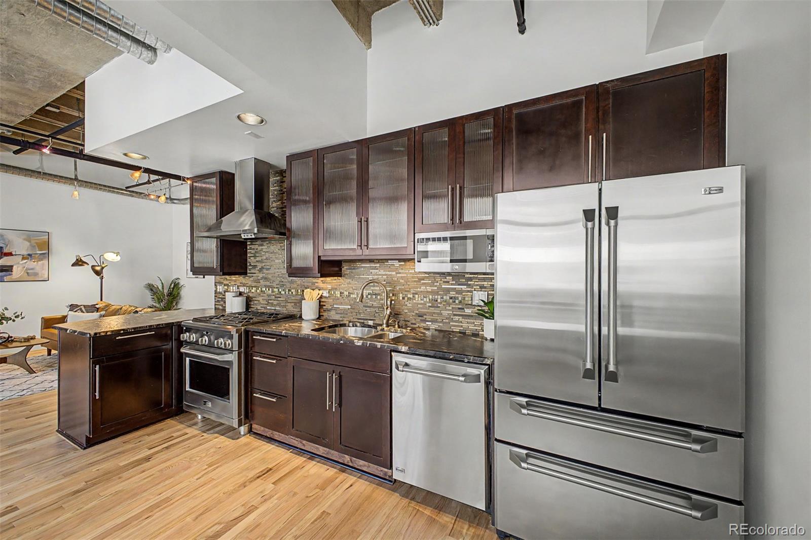 MLS Image #5 for 1020  15th street 215,denver, Colorado