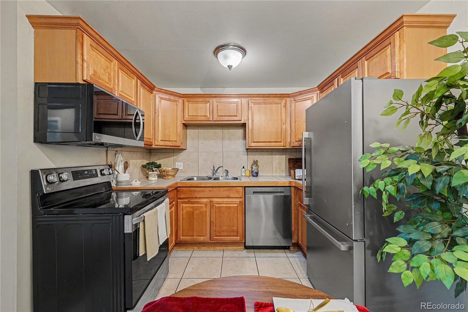 MLS Image #1 for 1390 n emerson street,denver, Colorado