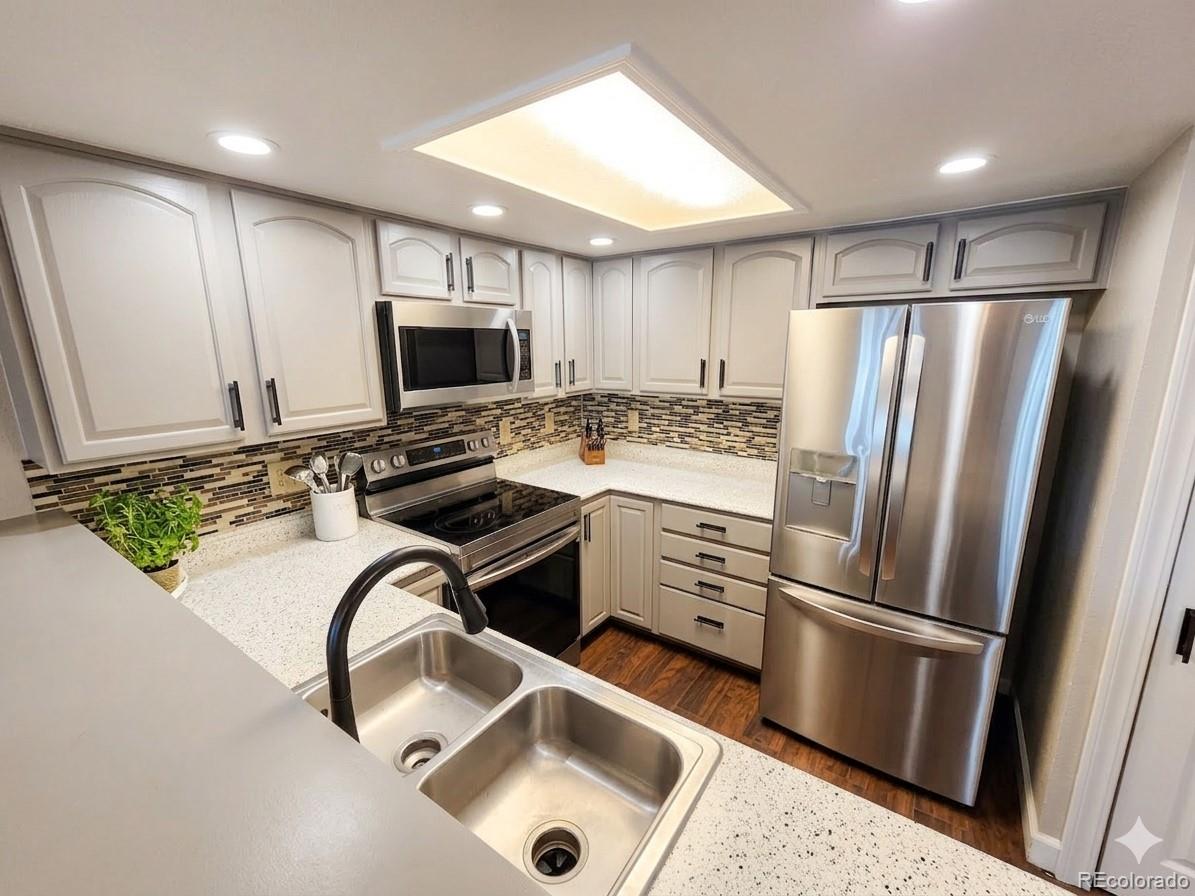 MLS Image #6 for 12476 w nevada place,lakewood, Colorado