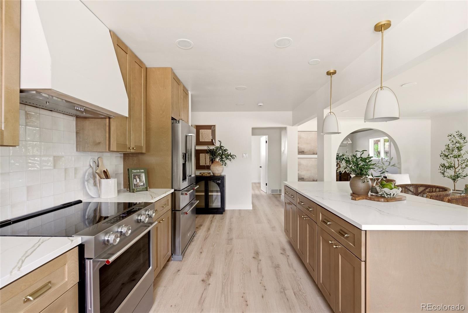 MLS Image #11 for 3195 s franklin street,englewood, Colorado