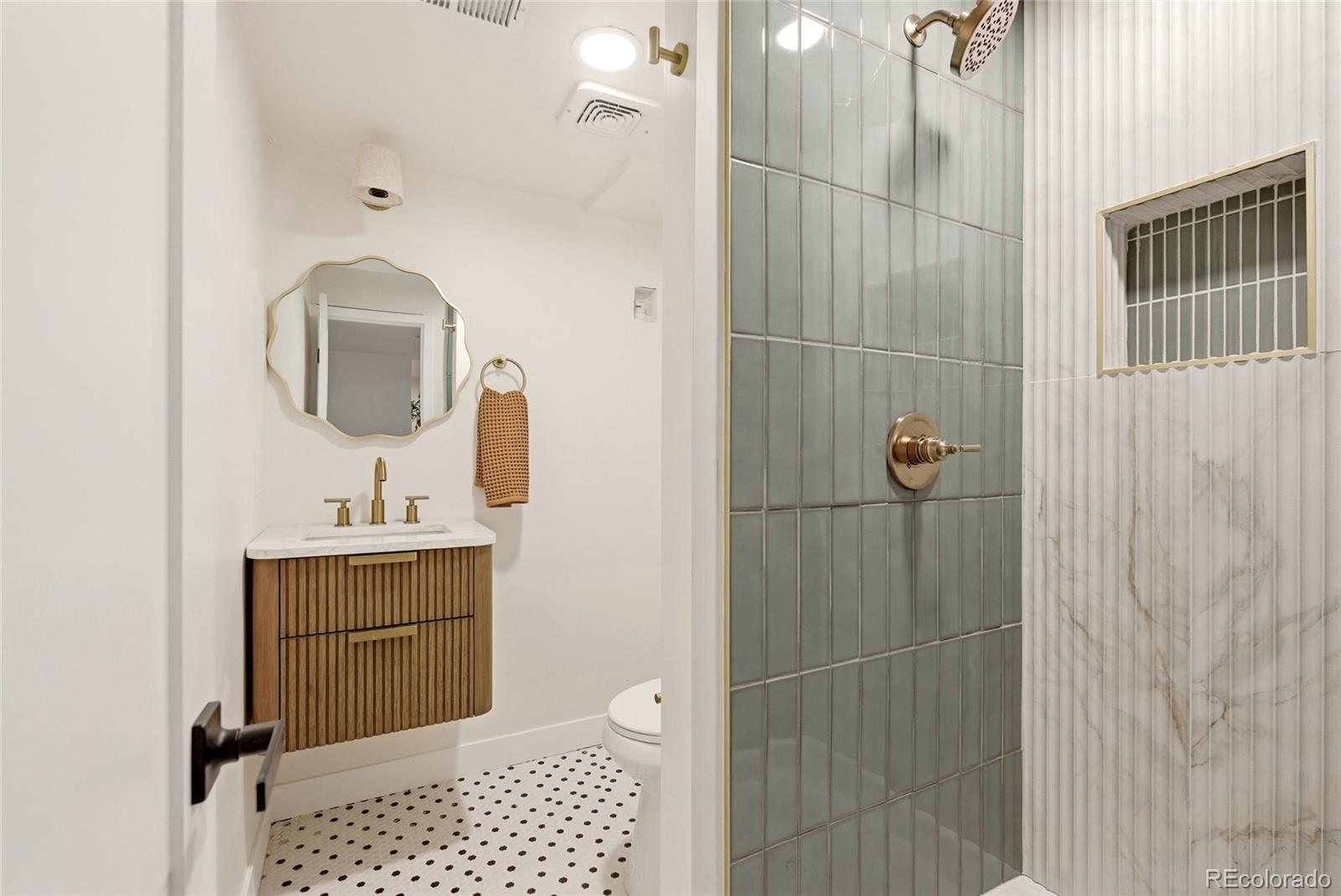 MLS Image #39 for 3195 s franklin street,englewood, Colorado
