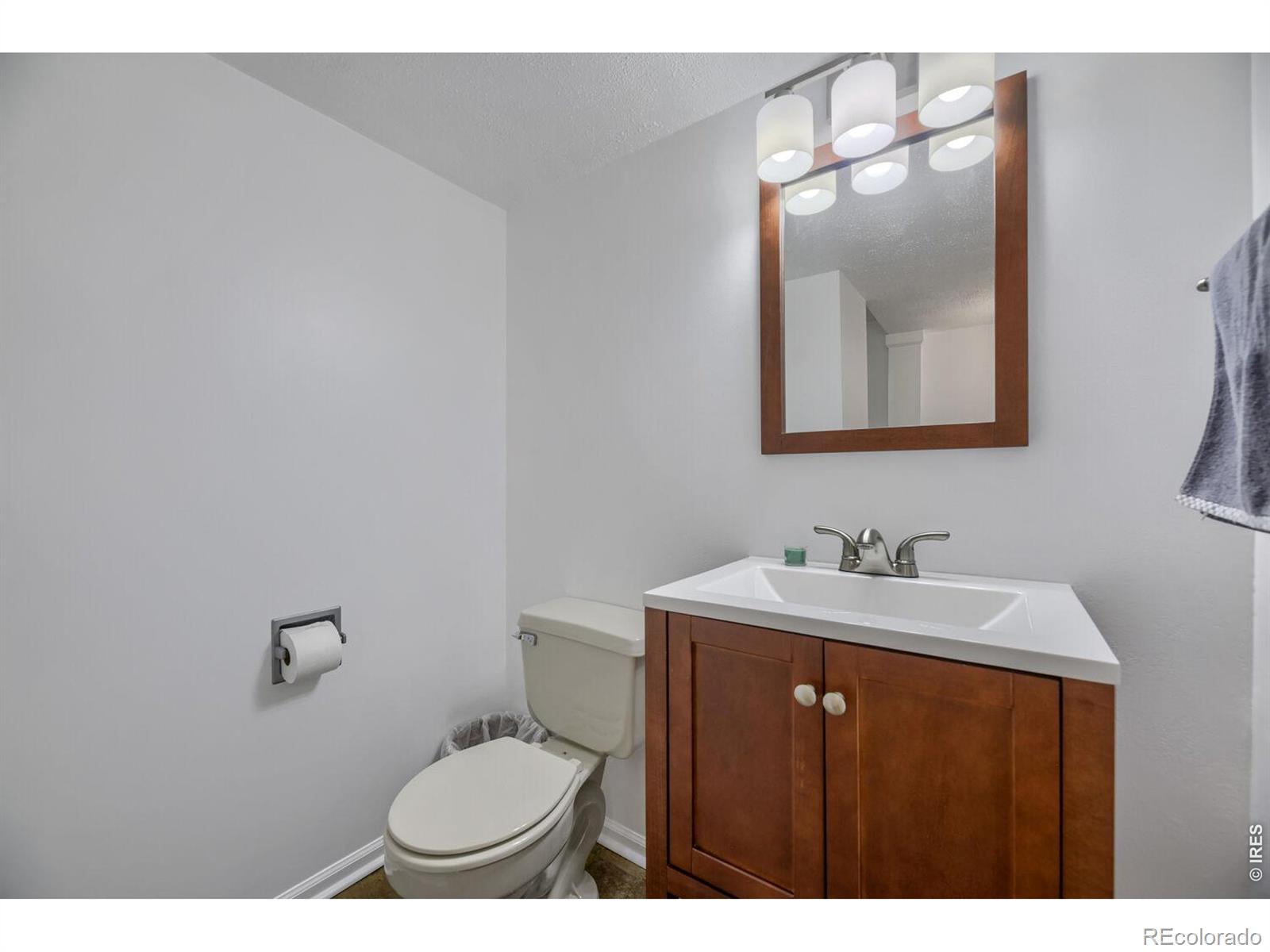 MLS Image #15 for 13503 w virginia drive,lakewood, Colorado