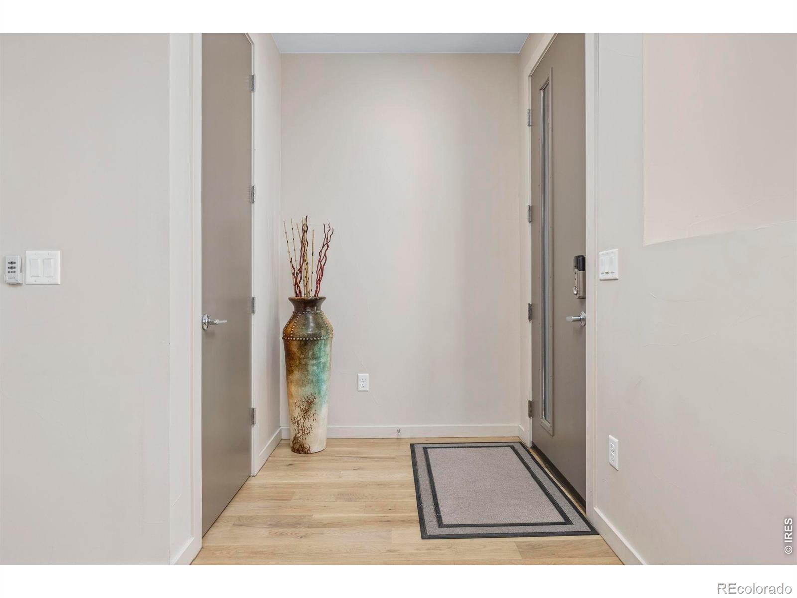 MLS Image #6 for 1318  perry street,denver, Colorado