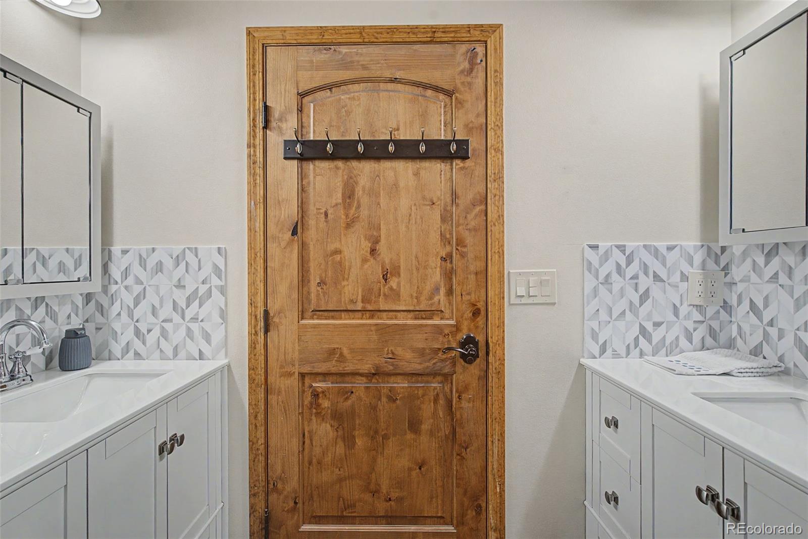 MLS Image #30 for 621  school house hill,victor, Colorado