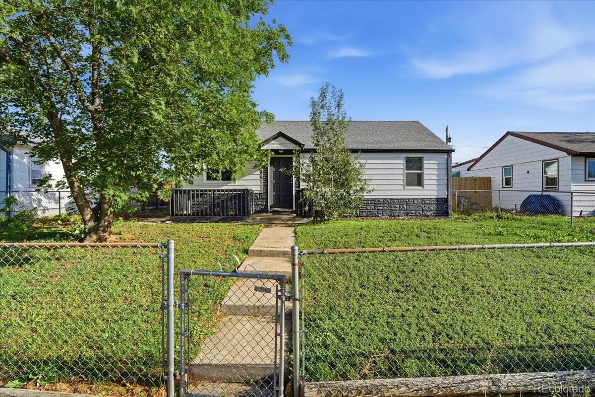 MLS Image #1 for 7194  garden lane,commerce city, Colorado