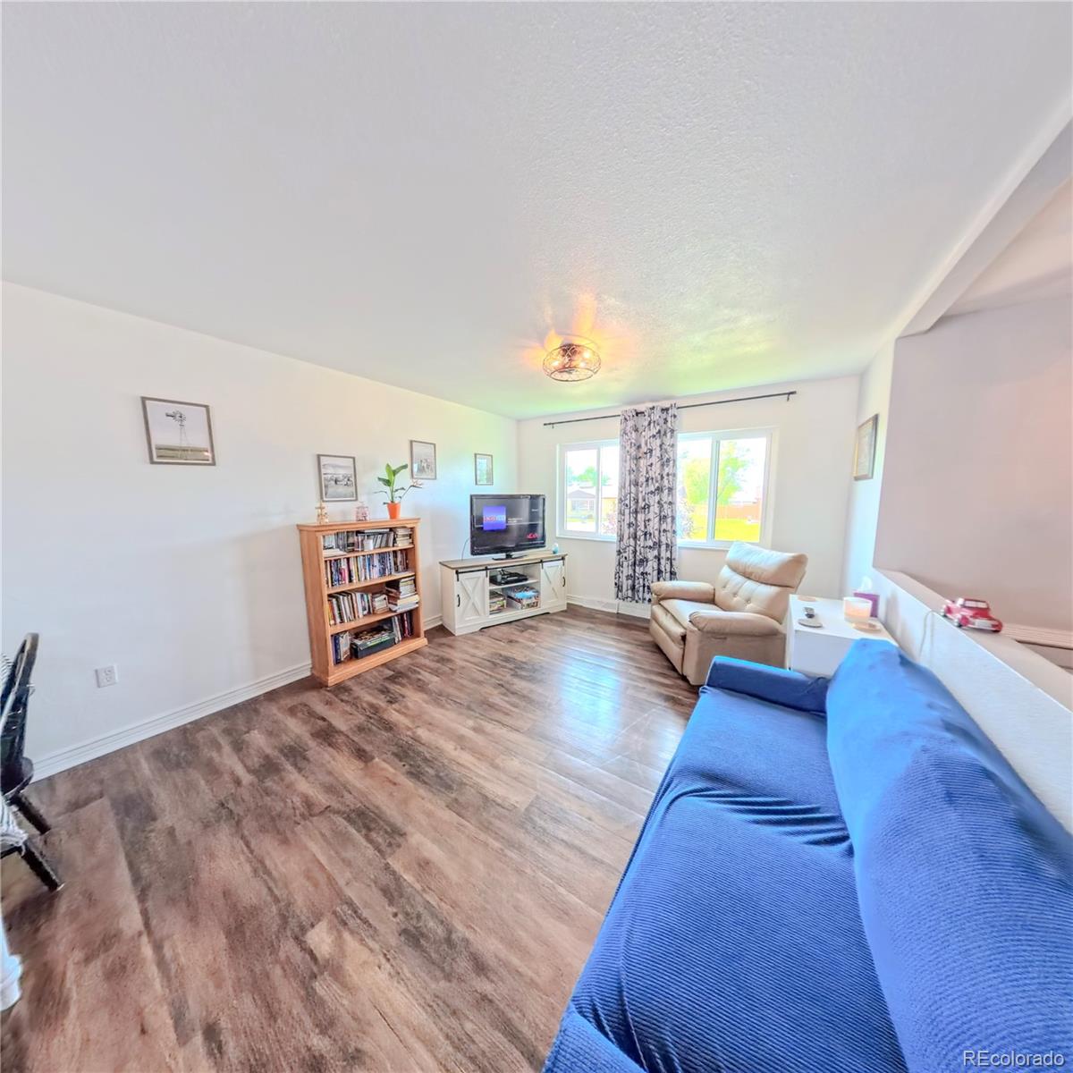 MLS Image #6 for 1624  longbranch street,strasburg, Colorado