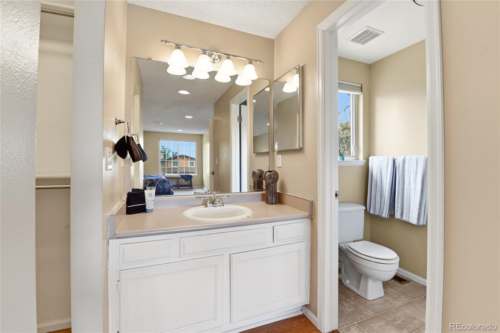 MLS Image #17 for 4108 s andes way,aurora, Colorado