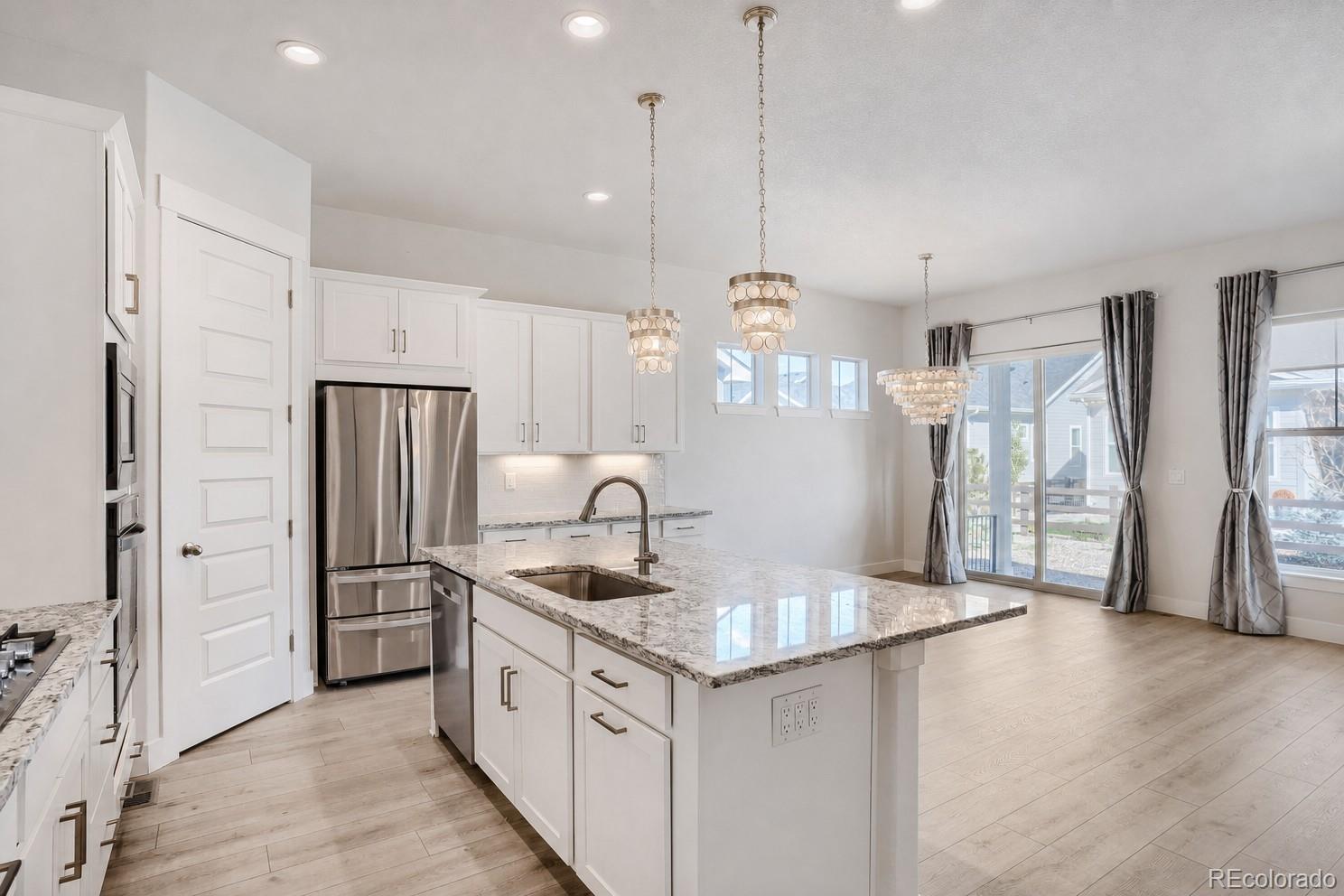 MLS Image #5 for 8918 s riviera court,aurora, Colorado