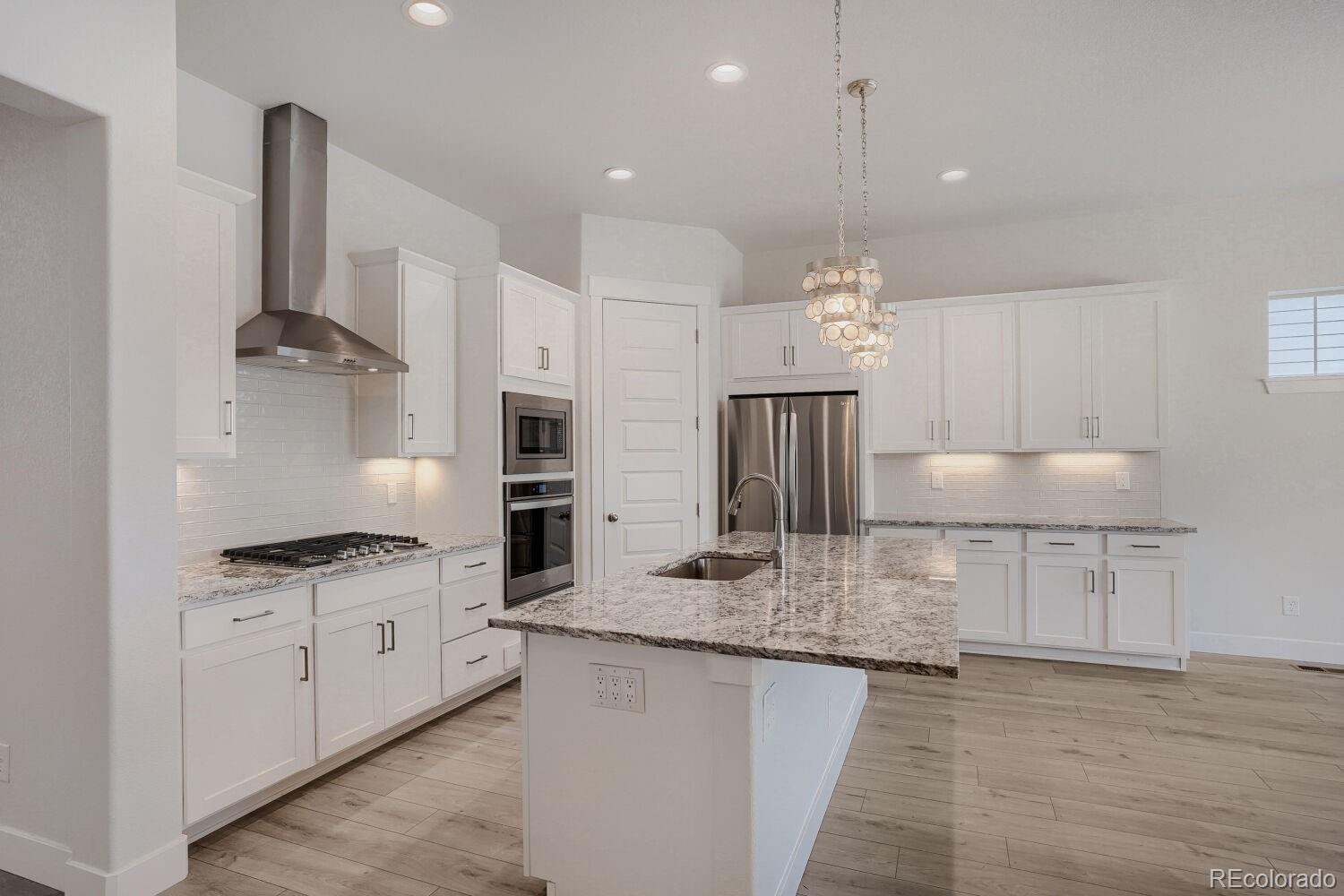 MLS Image #8 for 8918 s riviera court,aurora, Colorado