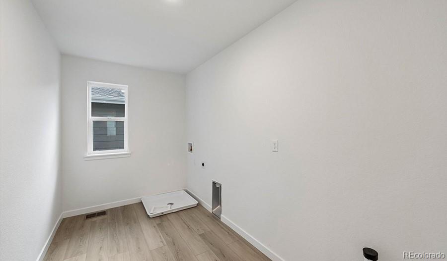 MLS Image #17 for 9236  telluride court,commerce city, Colorado