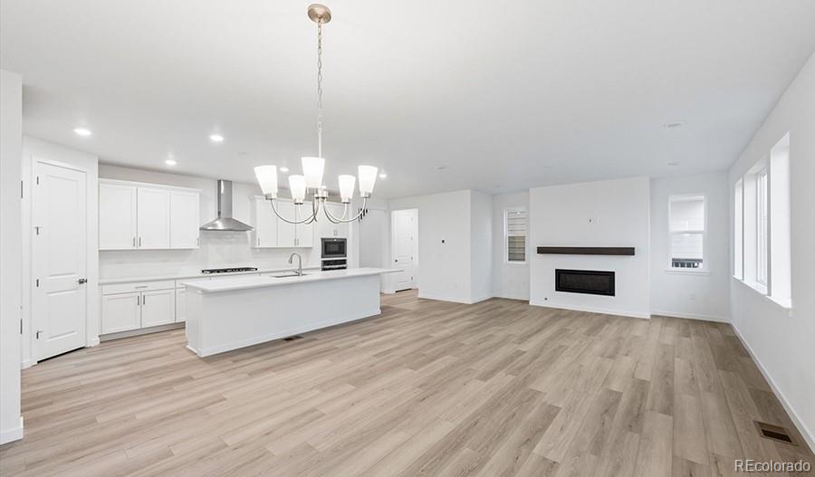 MLS Image #7 for 9236  telluride court,commerce city, Colorado
