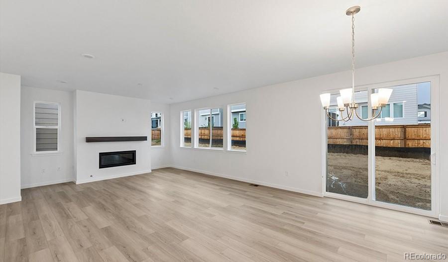 MLS Image #8 for 9236  telluride court,commerce city, Colorado