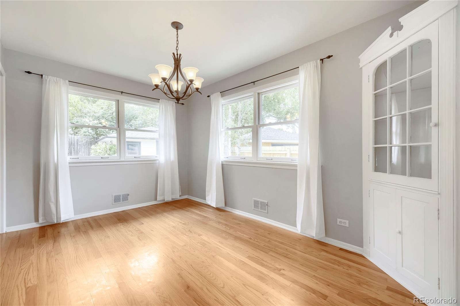 MLS Image #8 for 2190 e eastman avenue,englewood, Colorado