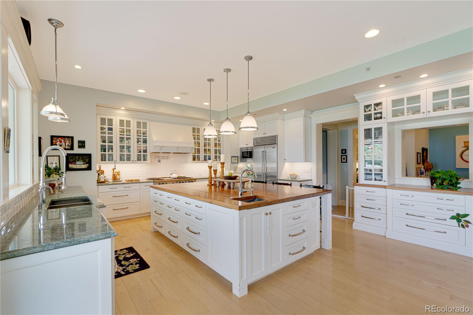 MLS Image #5 for 7933  anchor drive,longmont, Colorado