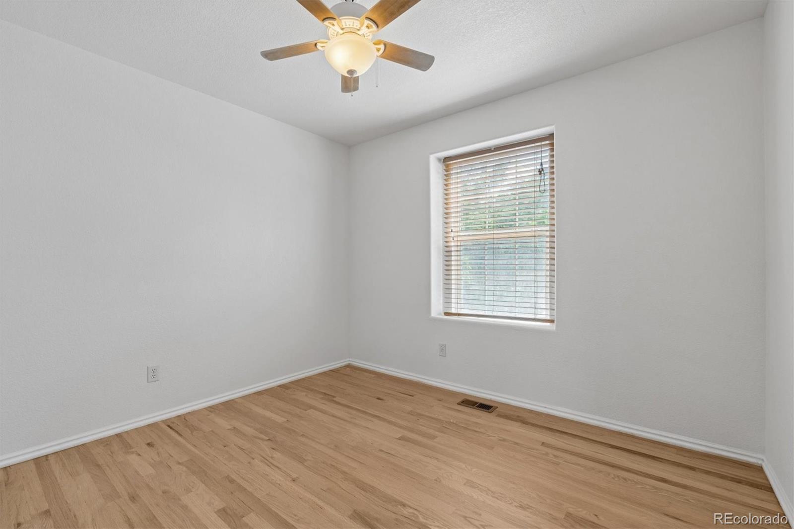 MLS Image #13 for 12735  elm lane,broomfield, Colorado
