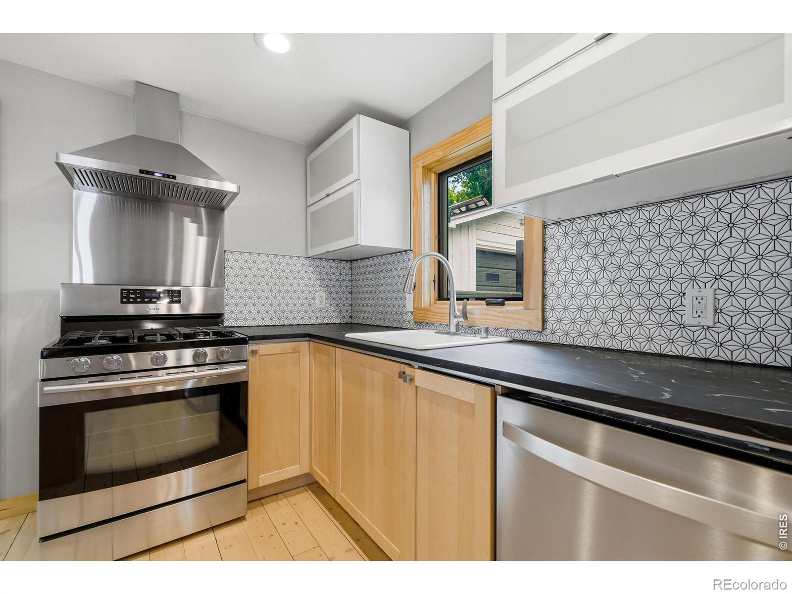 MLS Image #8 for 470  pierce street,erie, Colorado