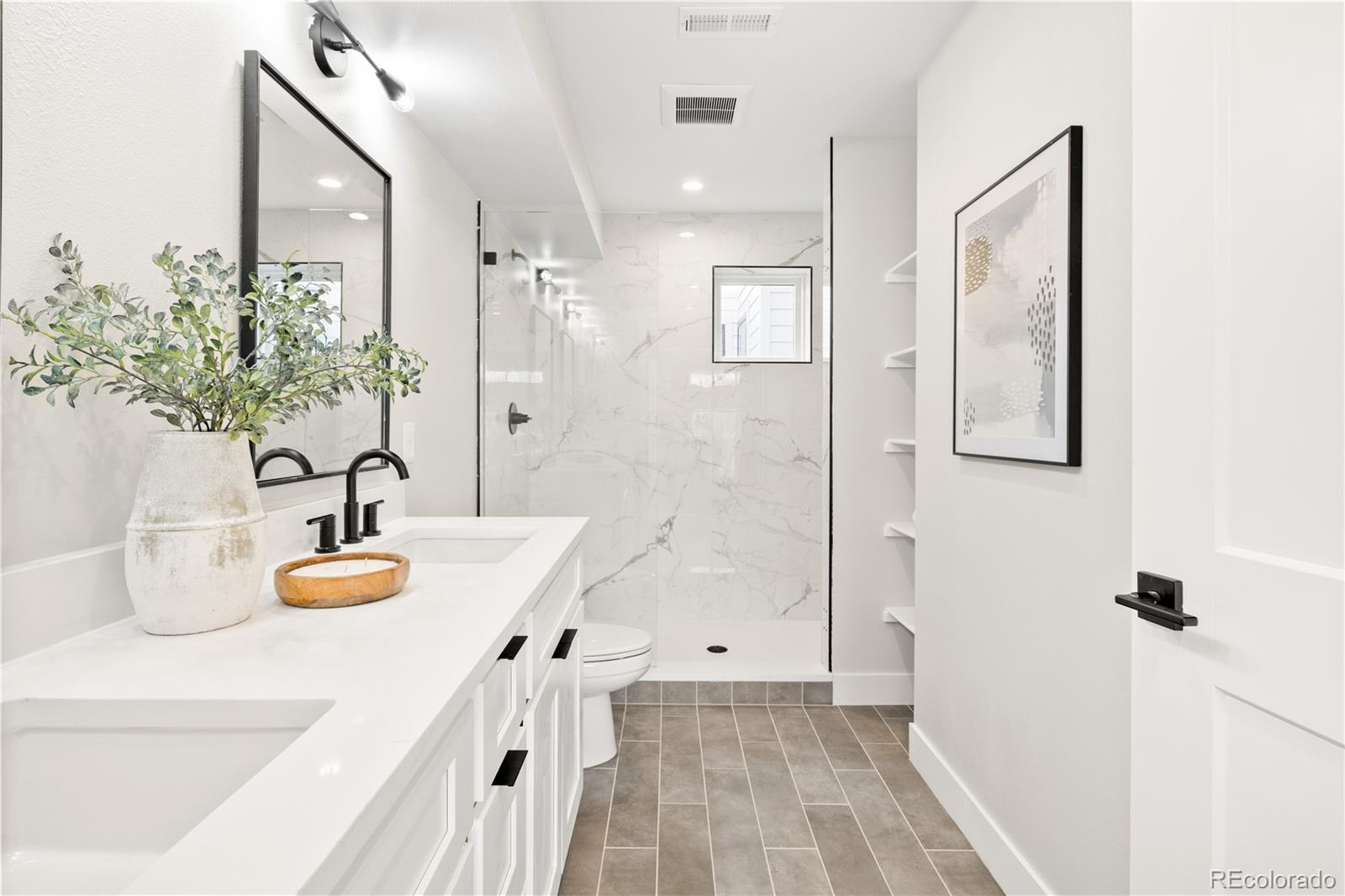 MLS Image #16 for 1465  locust street,denver, Colorado