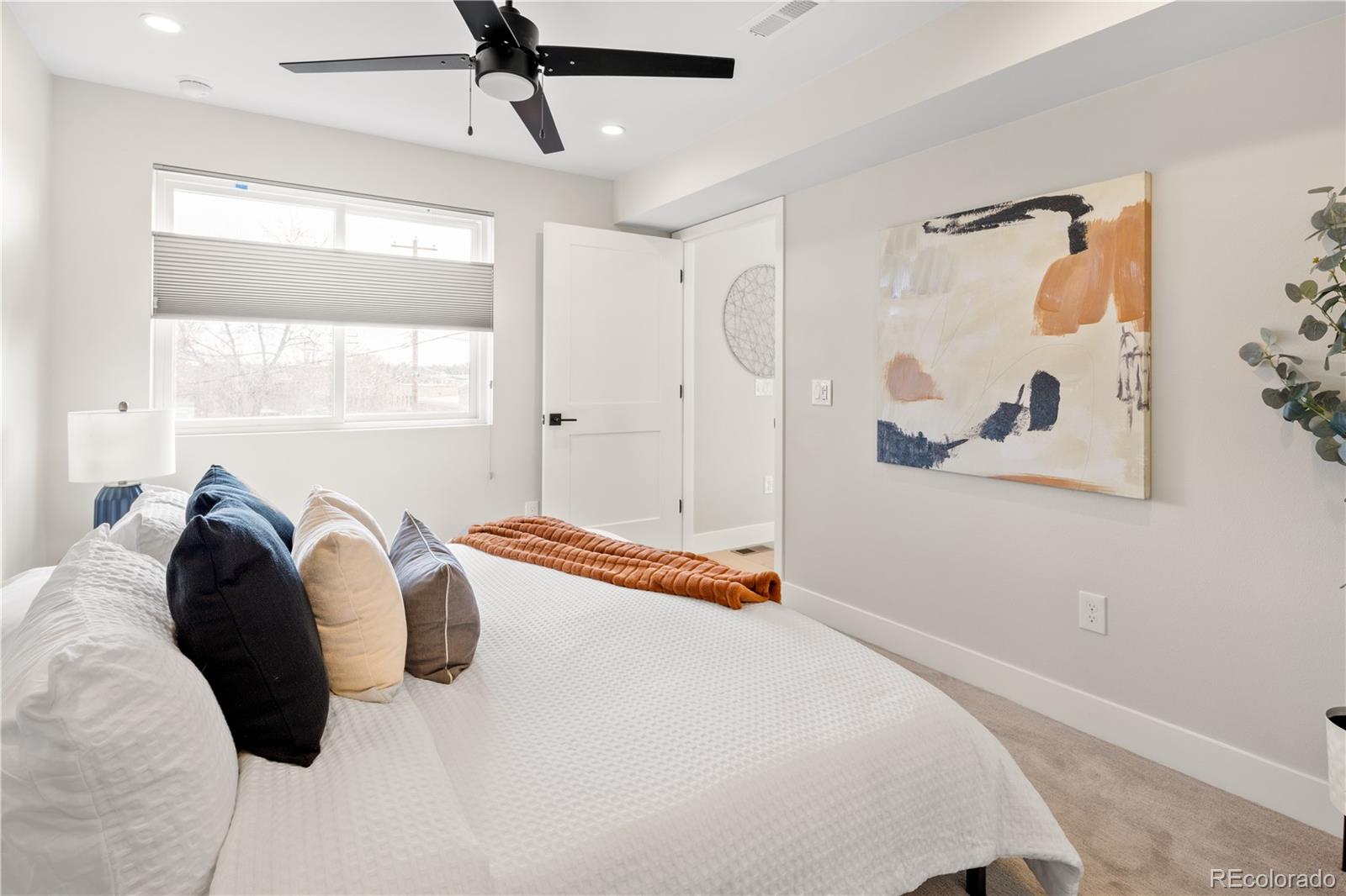 MLS Image #17 for 1465  locust street,denver, Colorado