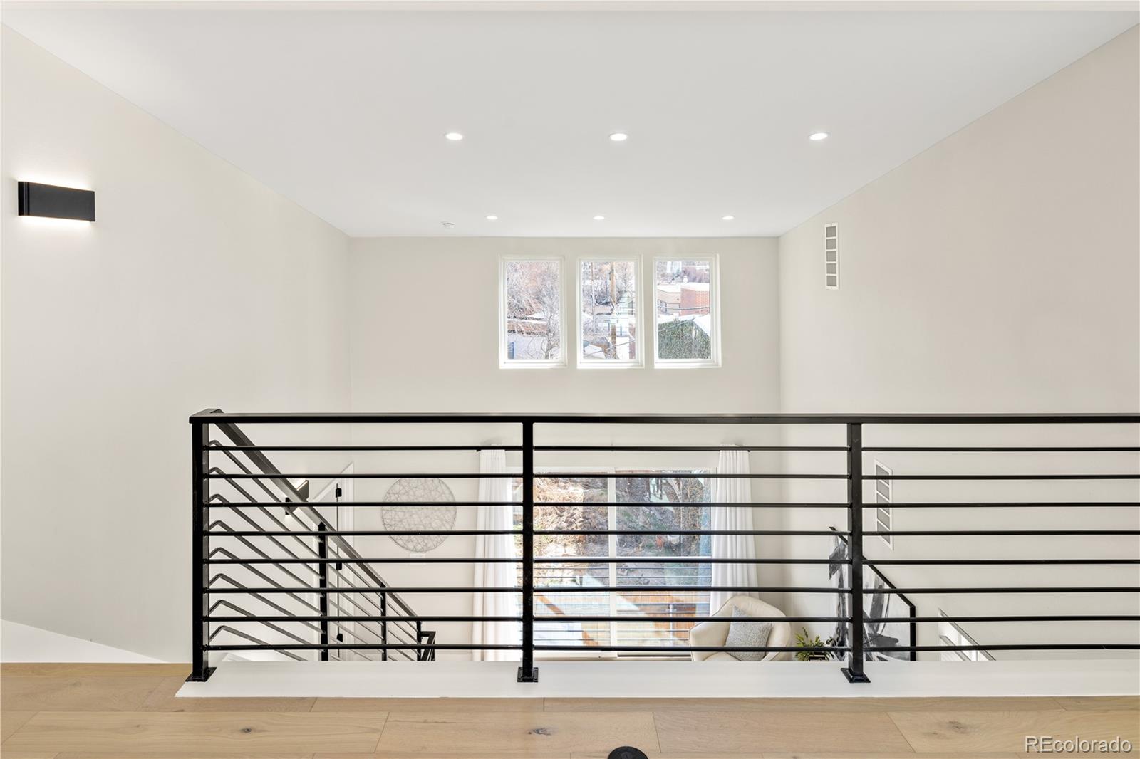 MLS Image #30 for 1465  locust street,denver, Colorado