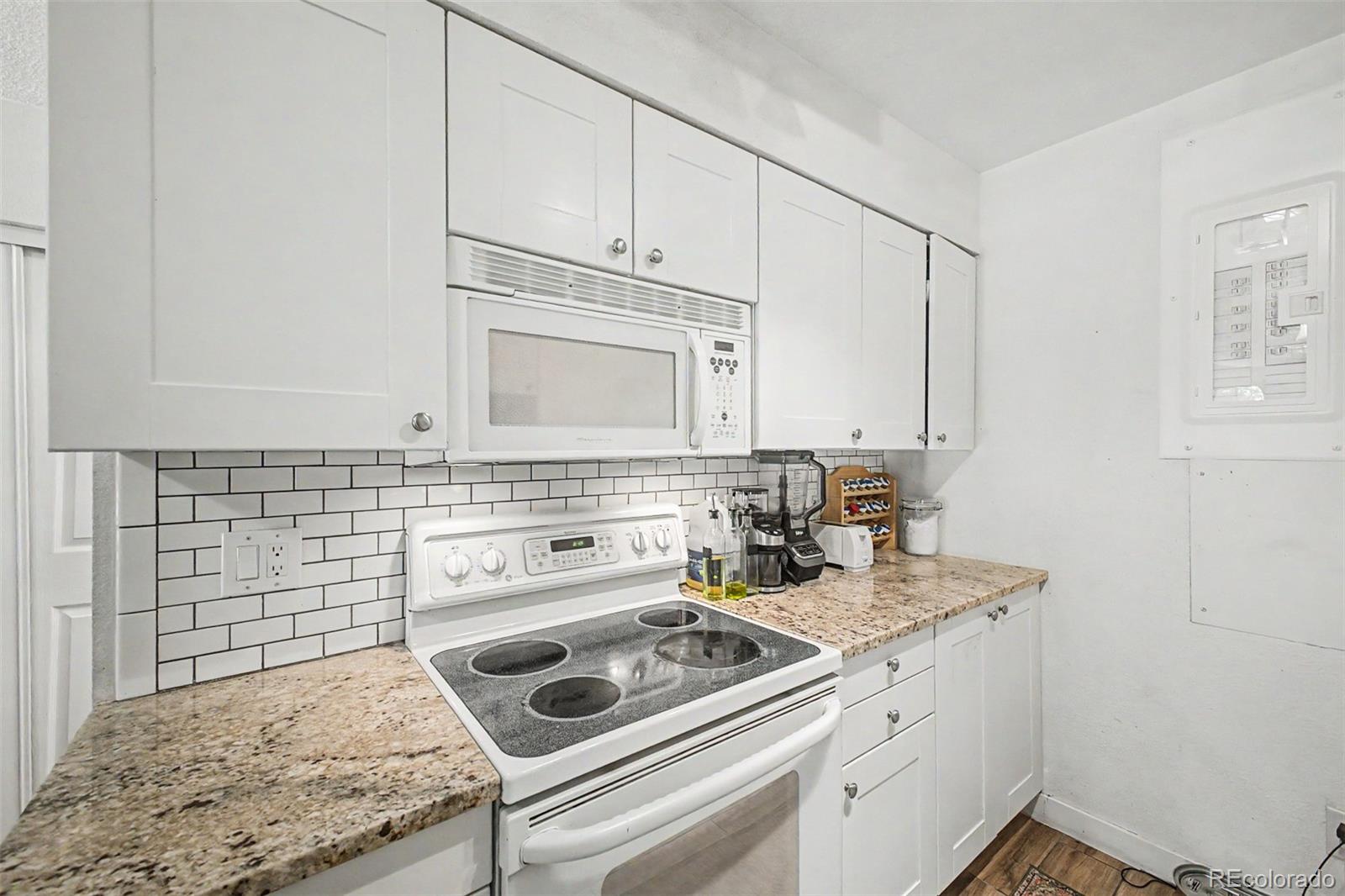 MLS Image #7 for 14720 e kentucky drive,aurora, Colorado