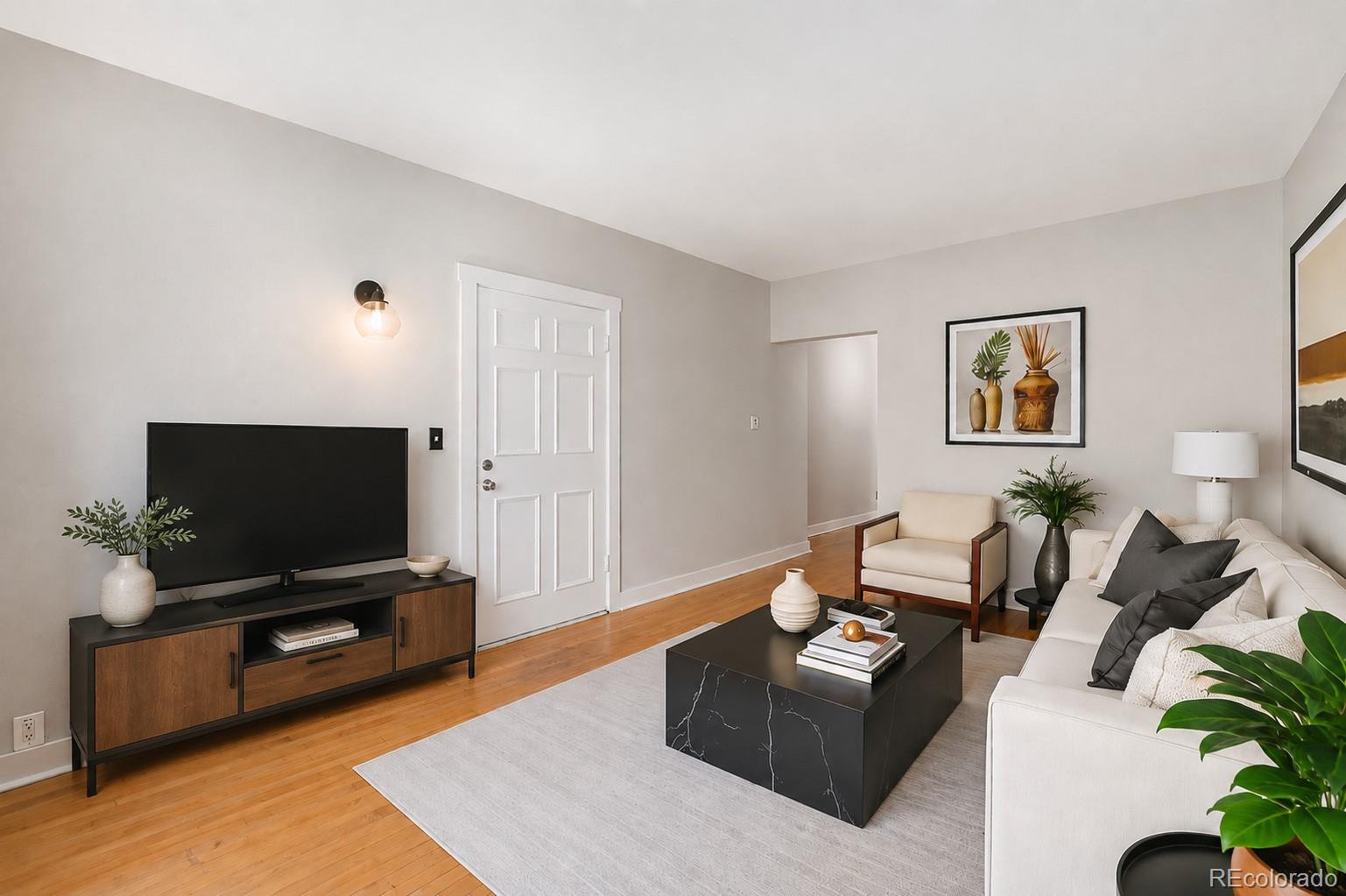 MLS Image #2 for 1214 n pearl street 1,denver, Colorado