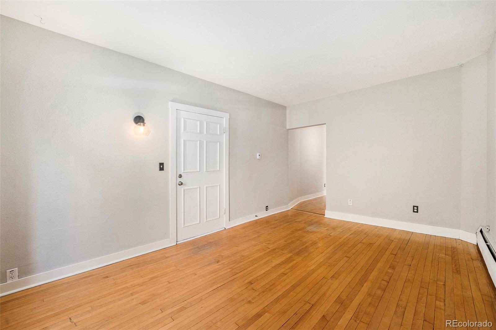 MLS Image #4 for 1214 n pearl street 1,denver, Colorado