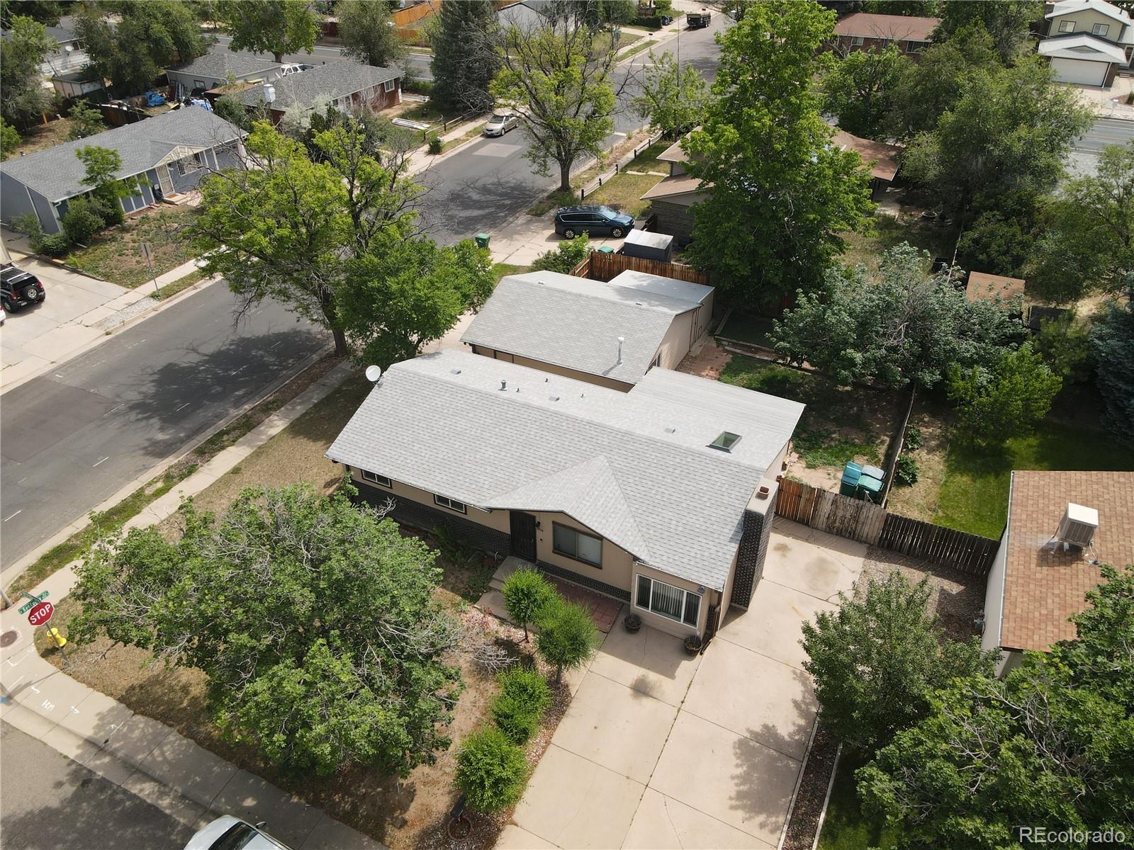 MLS Image #2 for 904 s macon street,aurora, Colorado