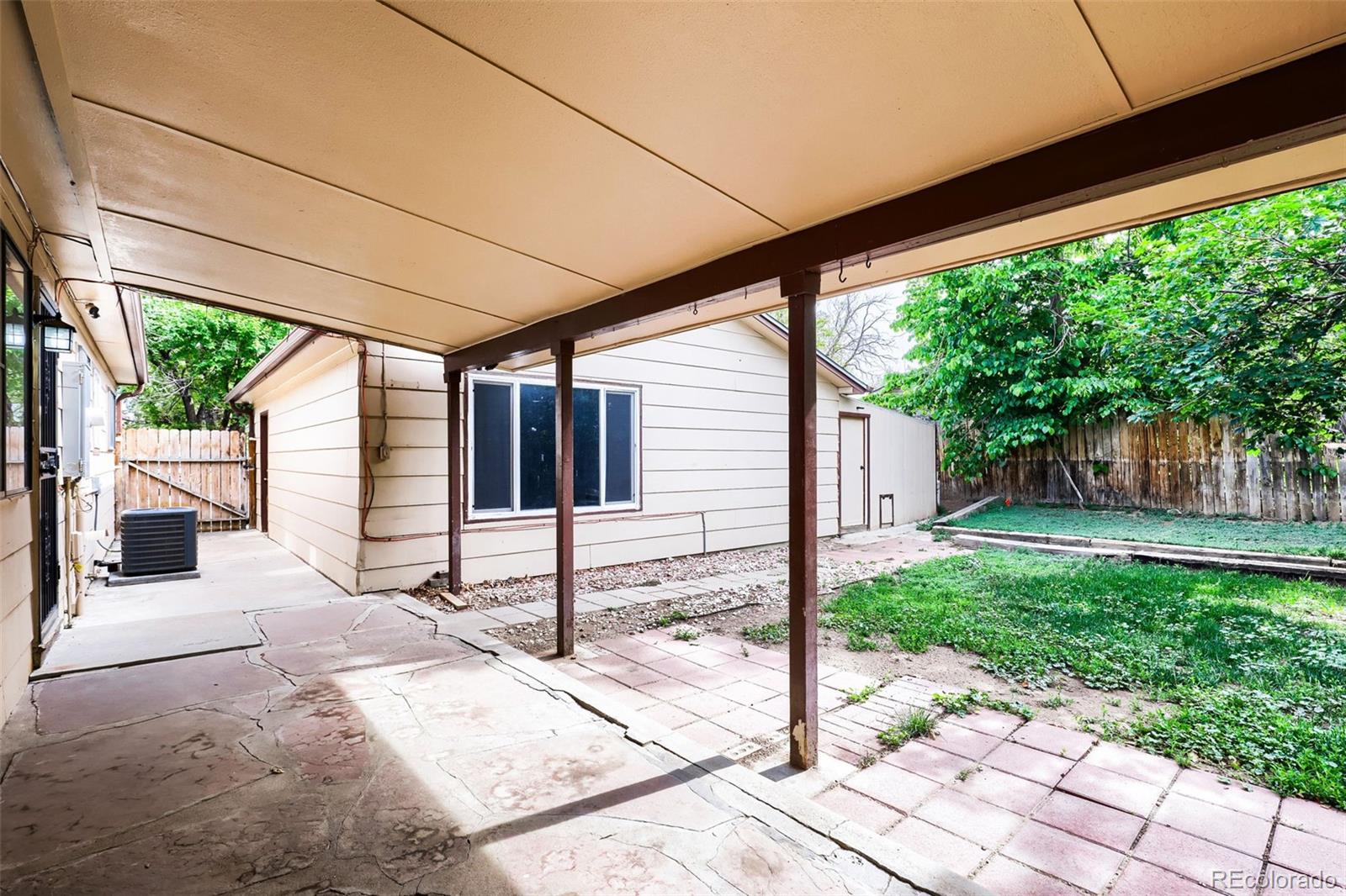 MLS Image #23 for 904 s macon street,aurora, Colorado