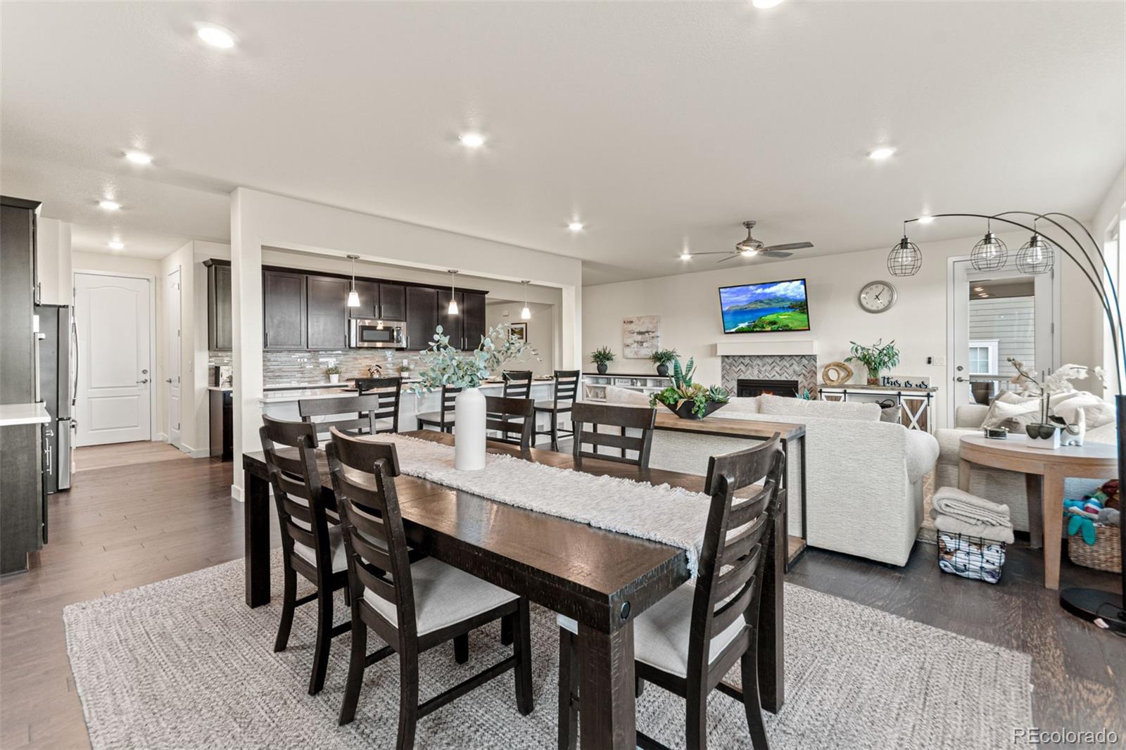 MLS Image #13 for 18934 w 95th lane,arvada, Colorado