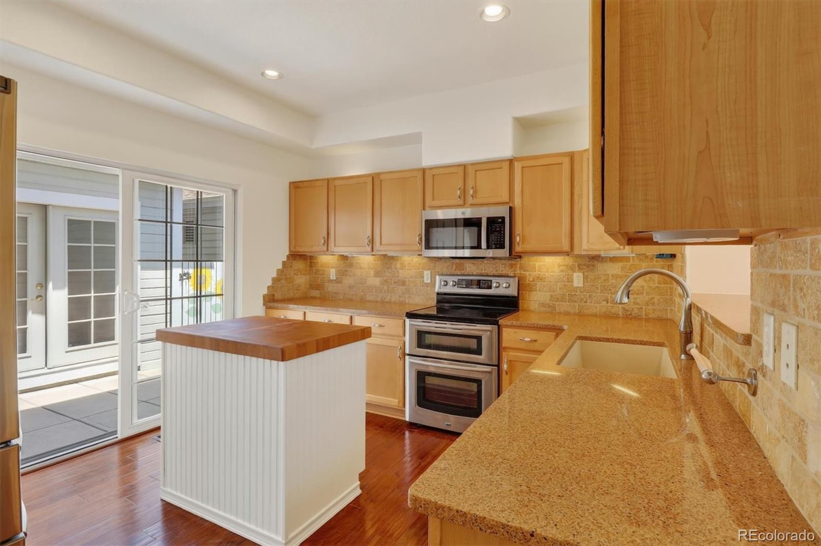 MLS Image #5 for 8300 e fairmount drive nn102,denver, Colorado