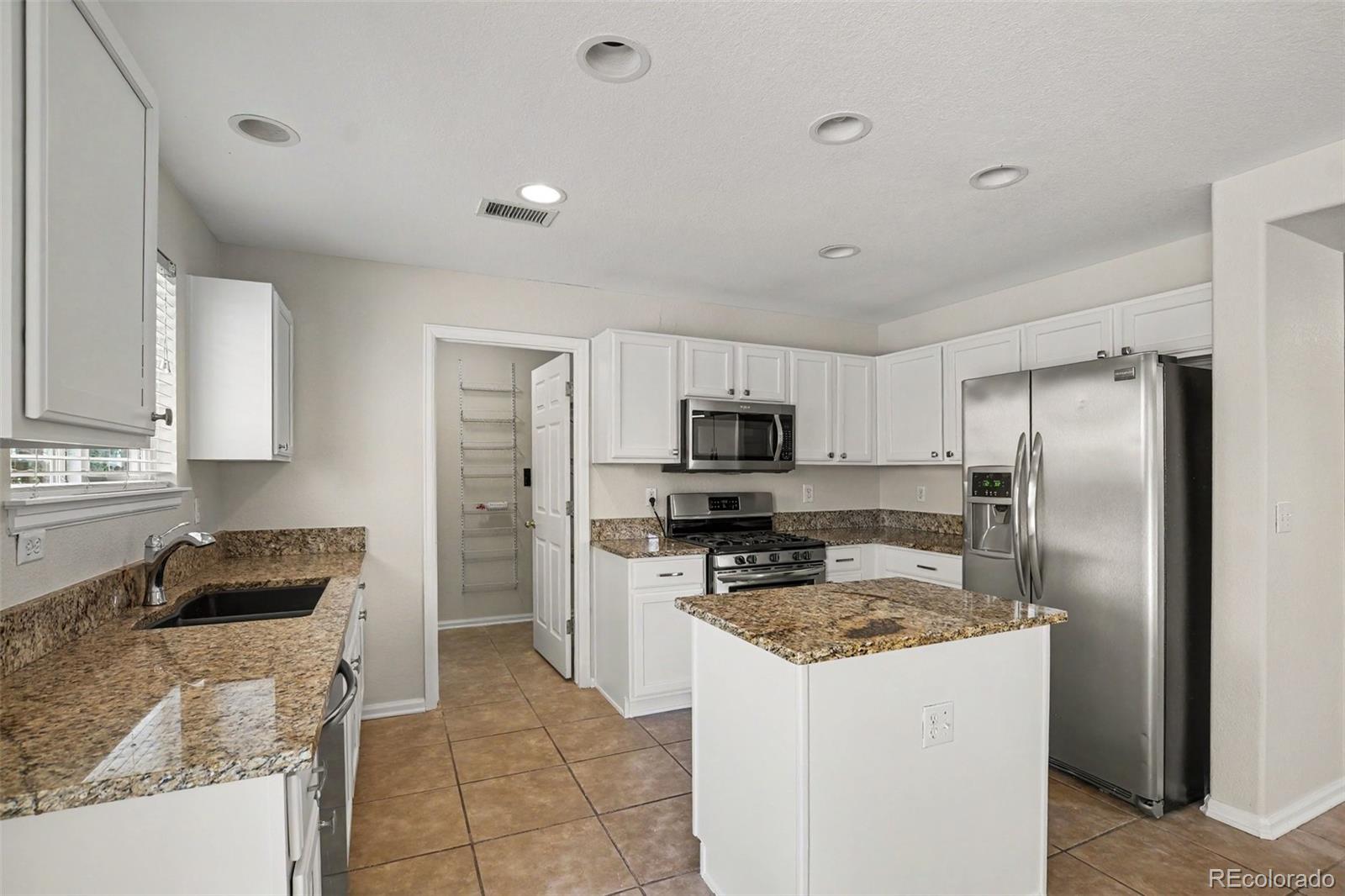 MLS Image #10 for 6381 e 136th place,thornton, Colorado