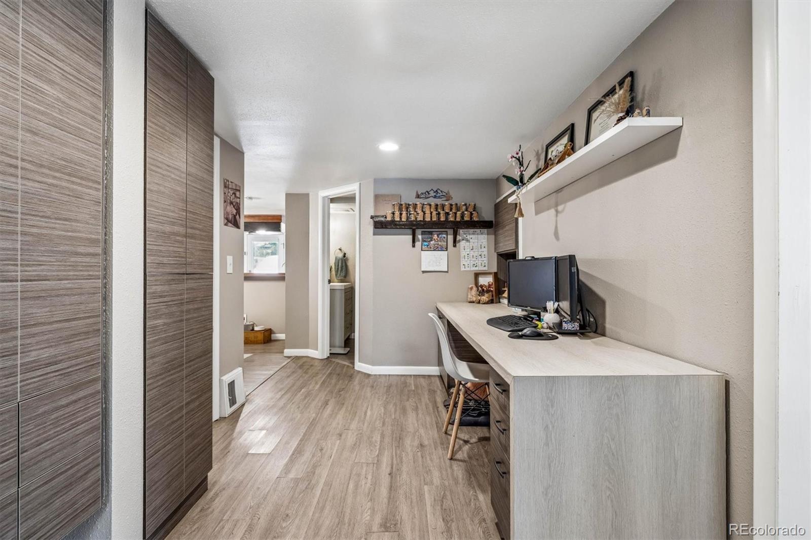 MLS Image #11 for 4053 s lincoln street,englewood, Colorado