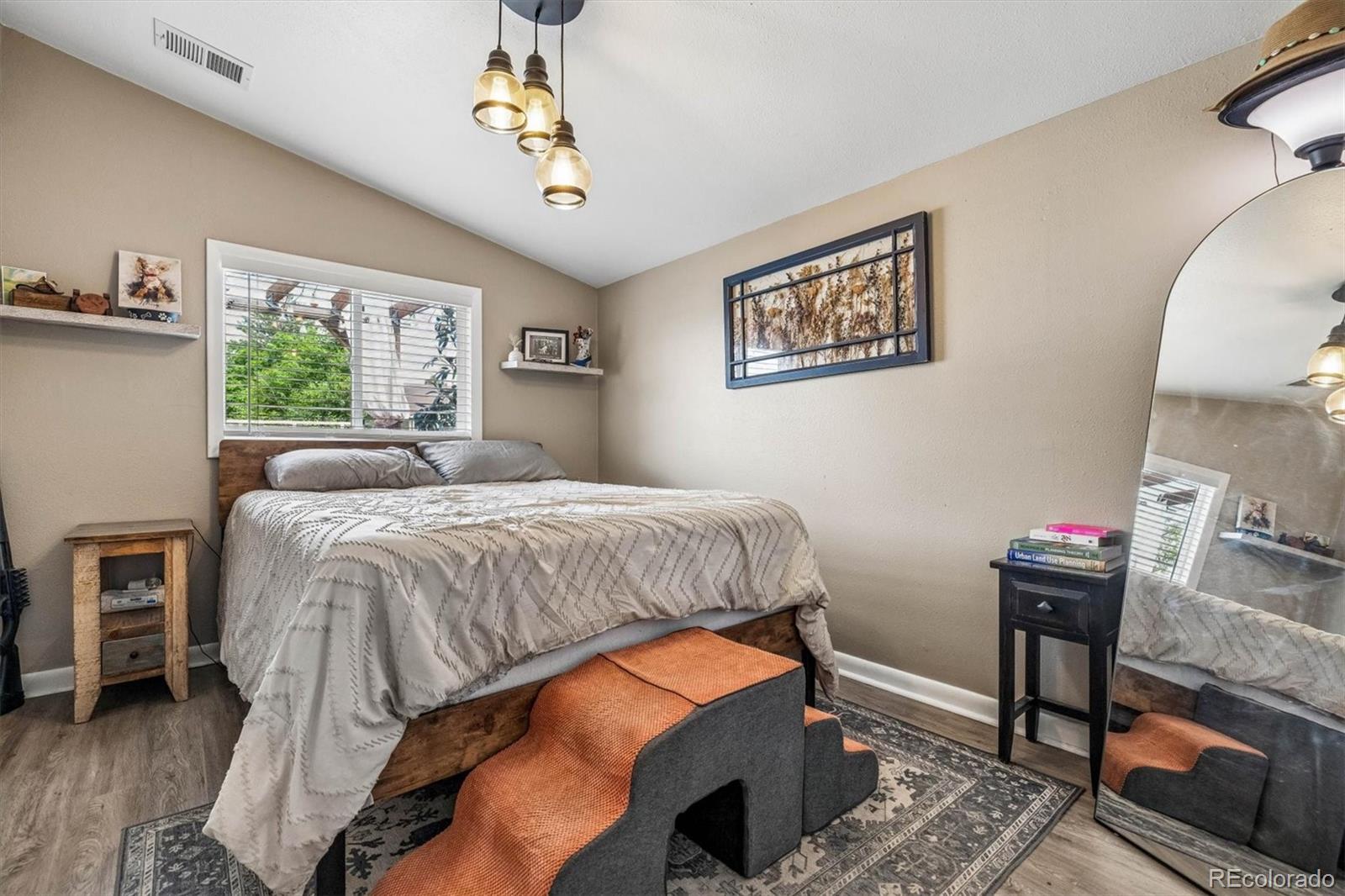MLS Image #20 for 4053 s lincoln street,englewood, Colorado