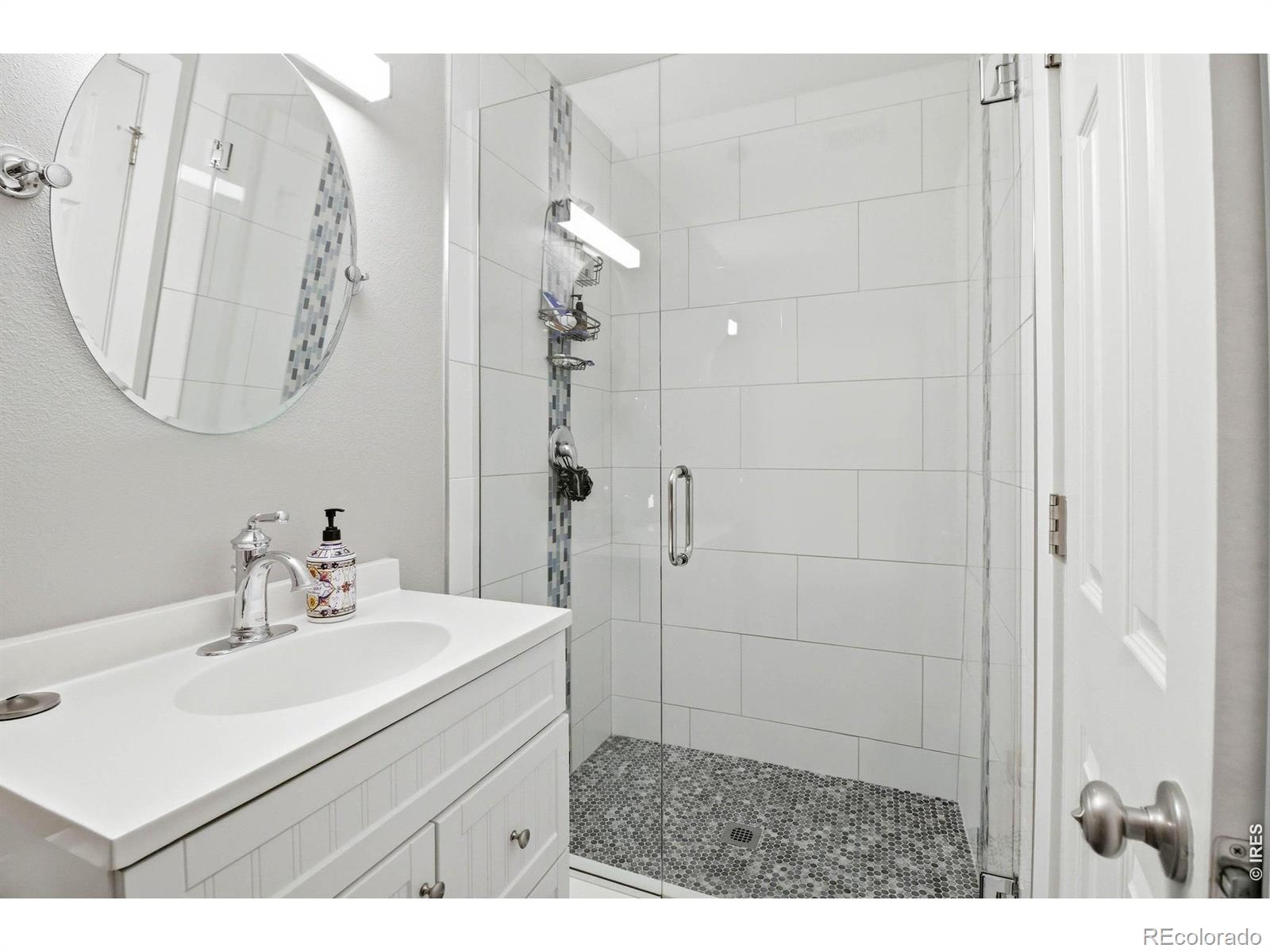 MLS Image #16 for 6130 s pennsylvania street,centennial, Colorado