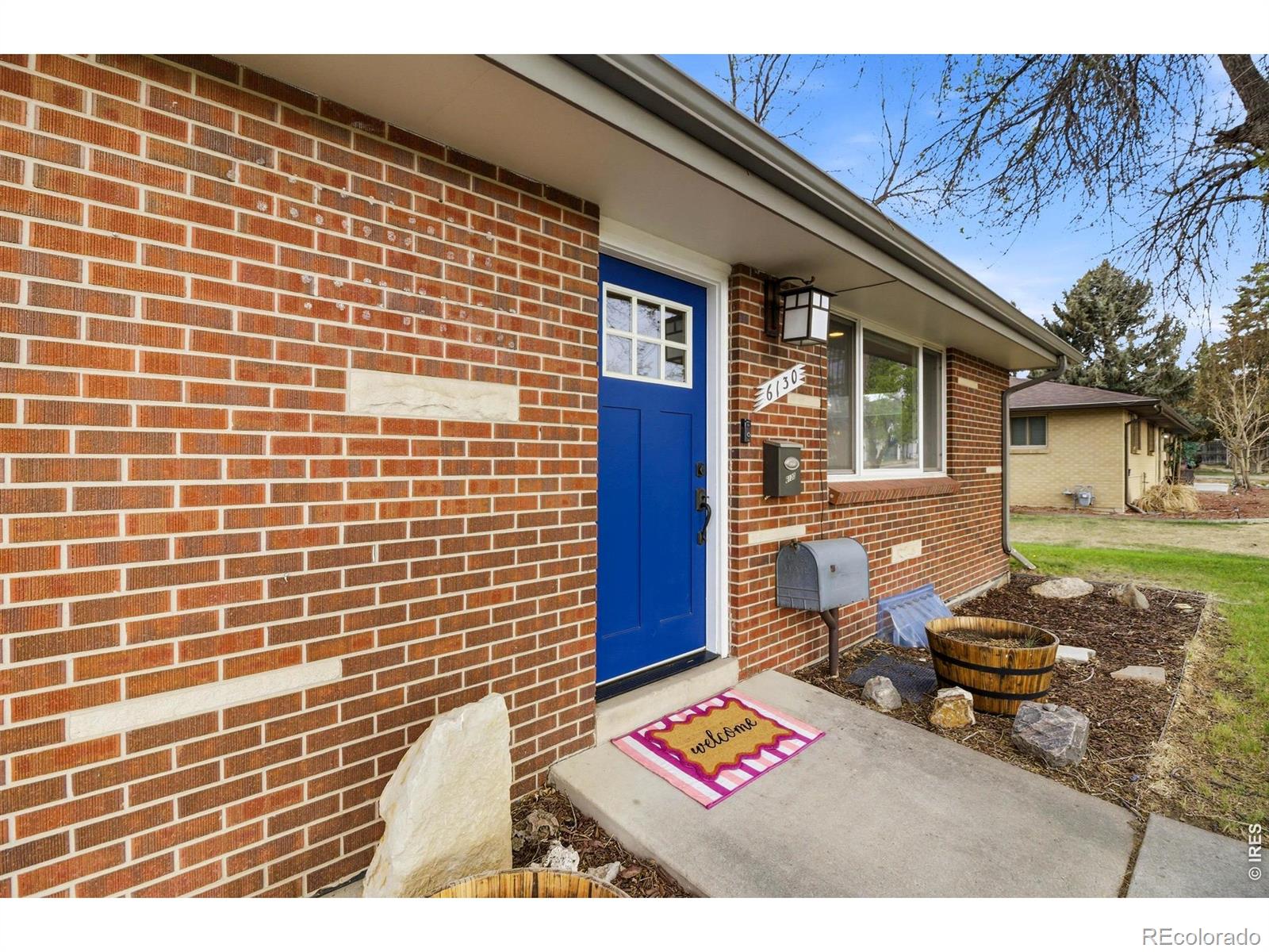 MLS Image #2 for 6130 s pennsylvania street,centennial, Colorado