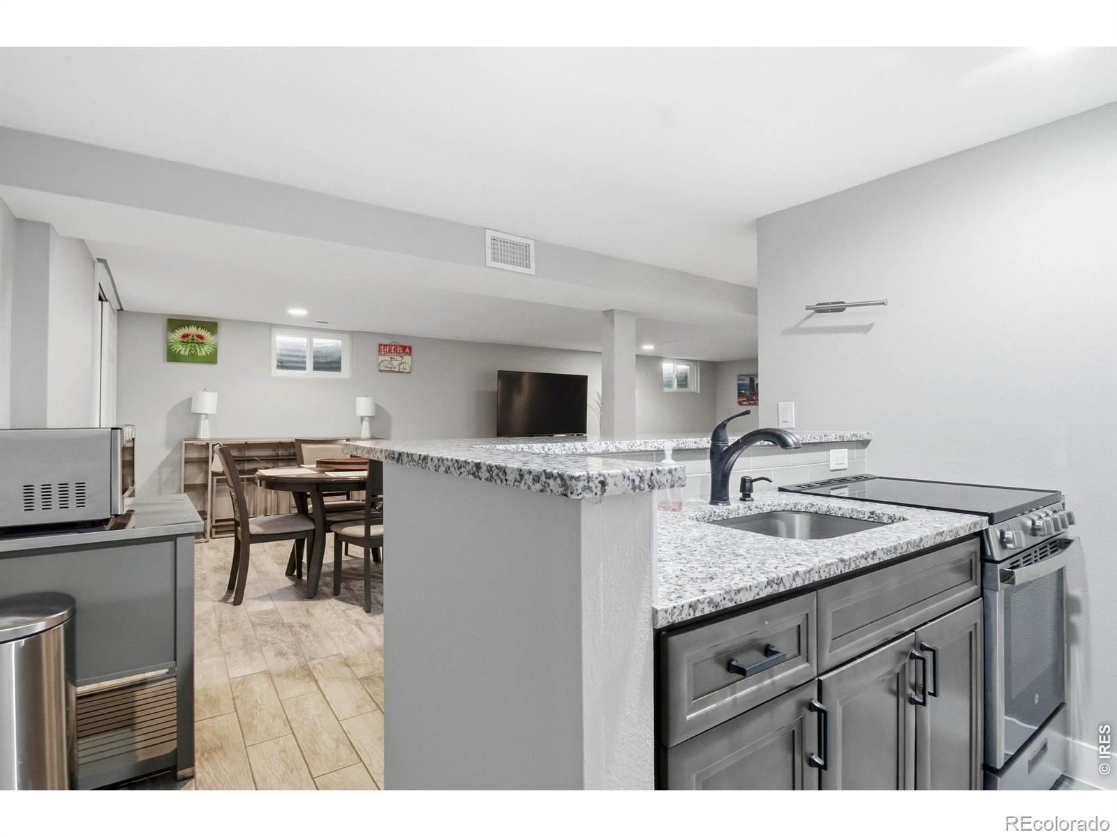 MLS Image #21 for 6130 s pennsylvania street,centennial, Colorado