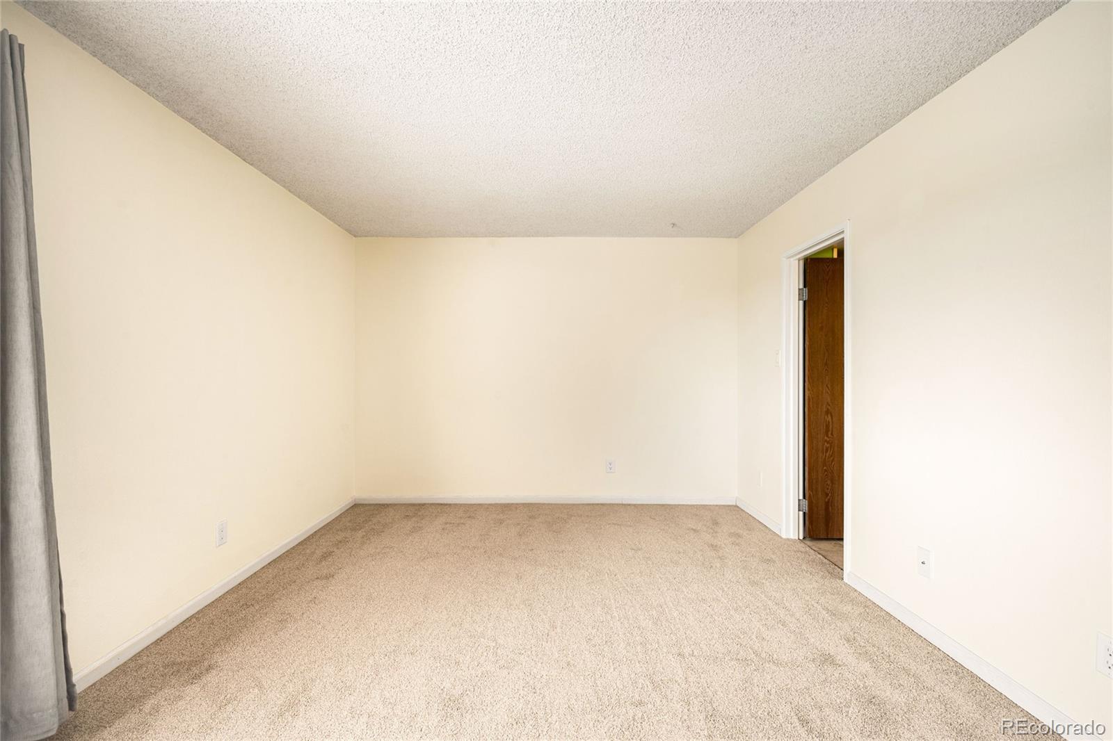 MLS Image #10 for 14001 e marina drive,aurora, Colorado