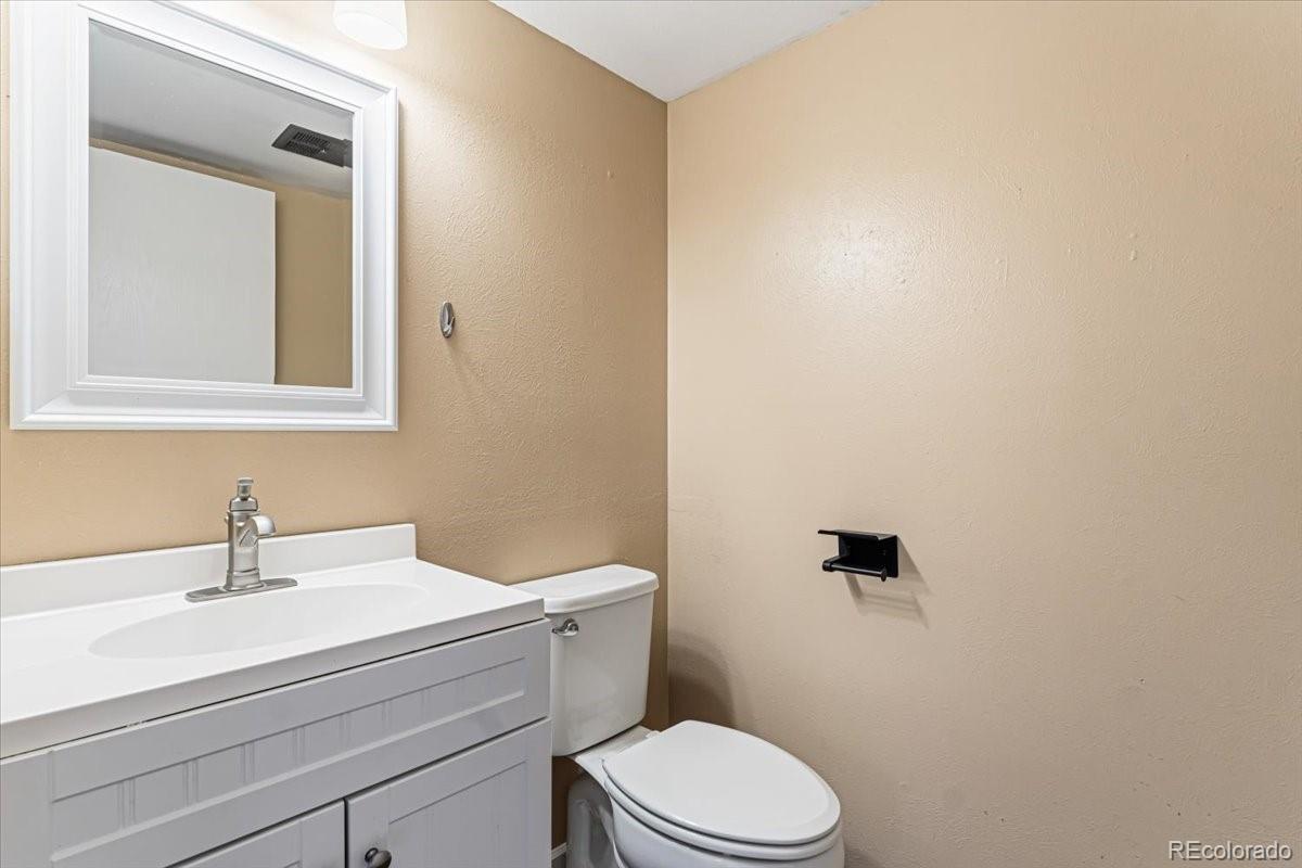 MLS Image #13 for 4418 s argonne way,aurora, Colorado
