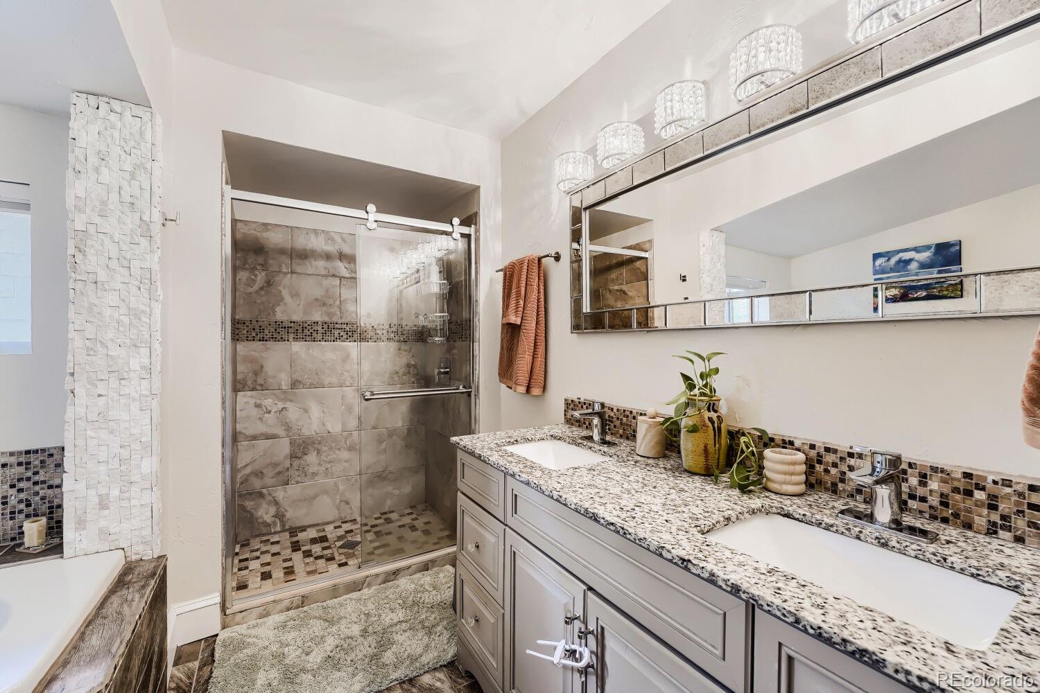 MLS Image #16 for 1265 s grape street,denver, Colorado