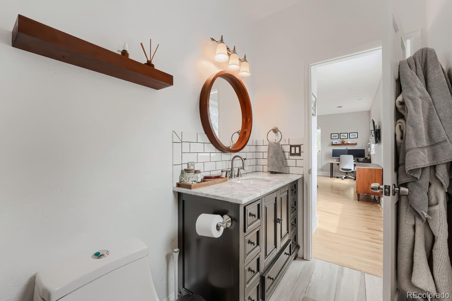 MLS Image #19 for 1265 s grape street,denver, Colorado