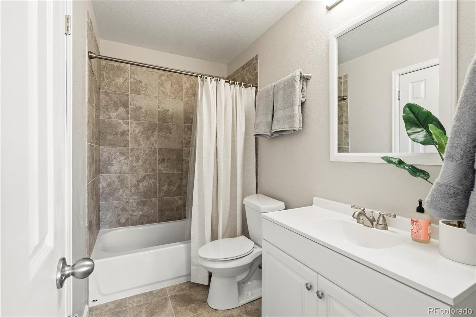 MLS Image #17 for 19709  applewood court,parker, Colorado