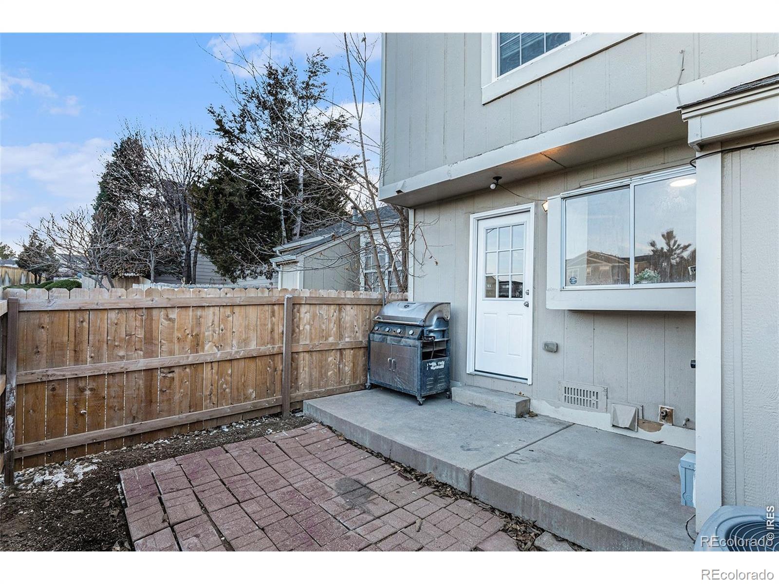 MLS Image #11 for 1100 s waco street,aurora, Colorado