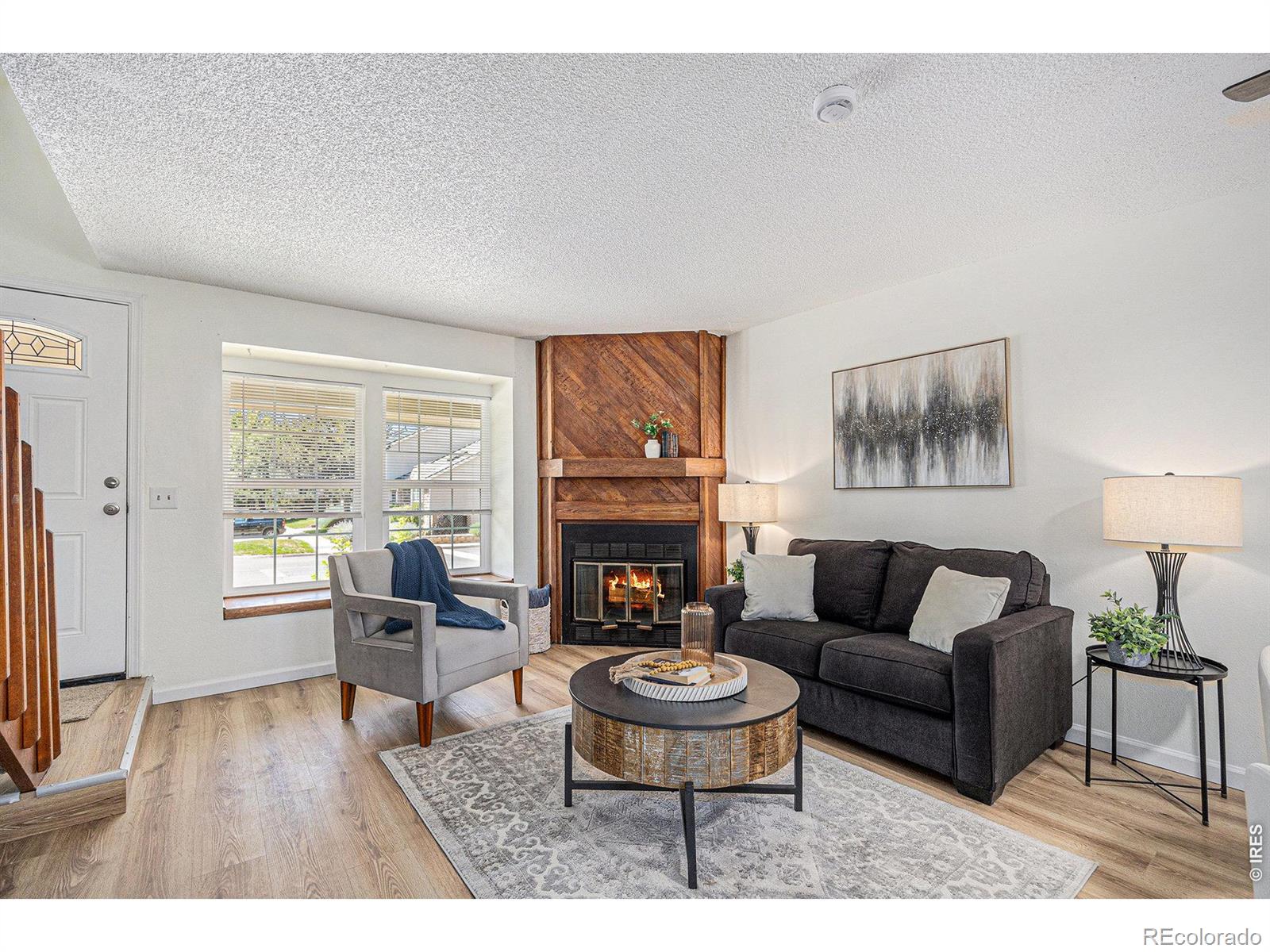 MLS Image #2 for 1100 s waco street,aurora, Colorado